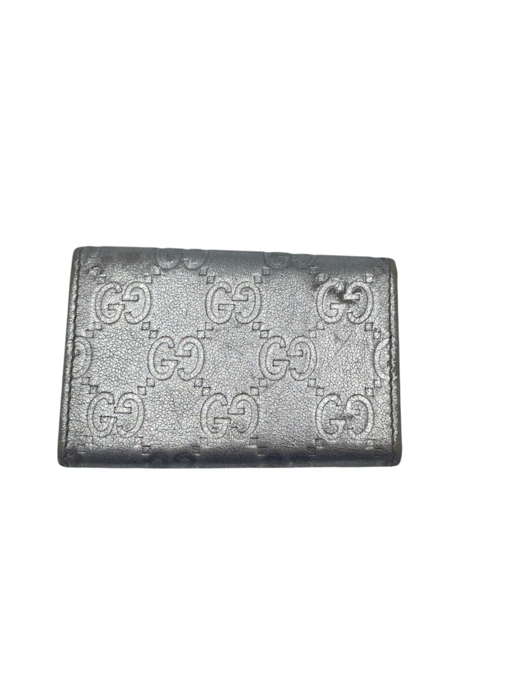 Guccissima Metallic Bow Key Holder - Luxury Keychain for Women & Men - Perfect for Home, Office, and Travel Organization