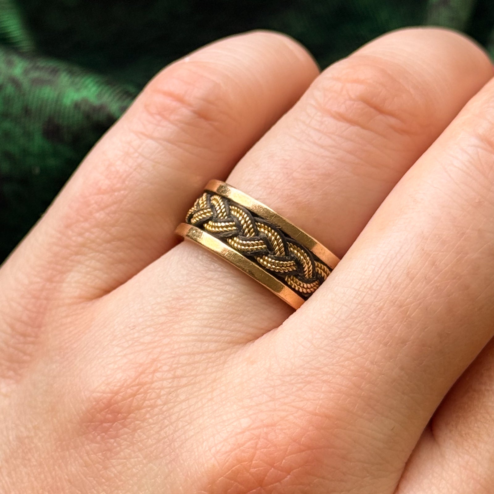 14K Yellow Gold Braided Wedding Band Ring - Size 6 | Elegant Stackable Ring for Women | Perfect for Bridal Jewelry, Anniversary Gifts & Everyday Wear