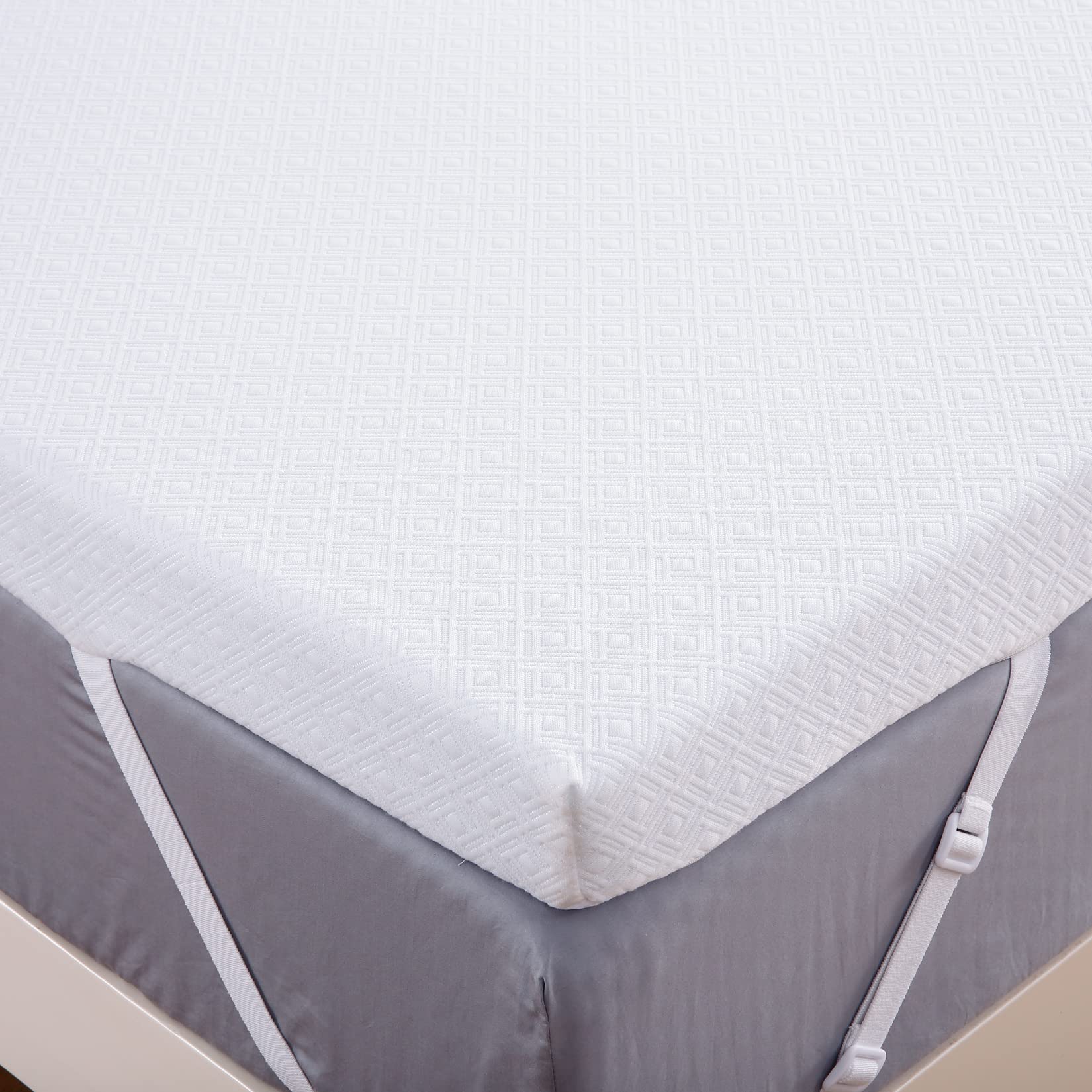 GARVEE 3 Inch Gel Infused Memory Foam Mattress Topper - Queen Size High Density Cooling Mattress Pad with Removable Washable Cover & Non-Slip Bottom for Back Pain Relief - Perfect for Hot Sleepers, Guest Beds & Dorm Rooms