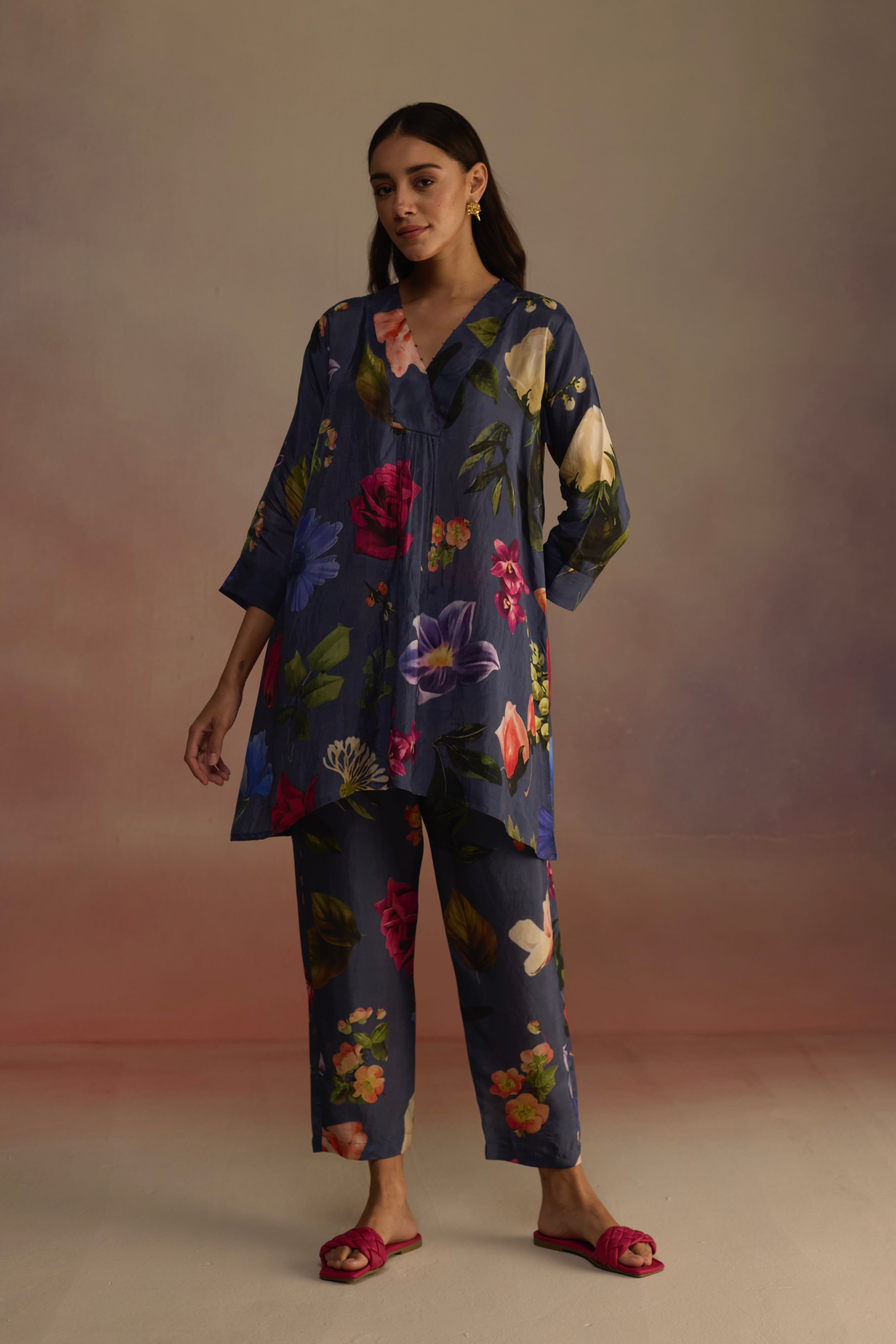 Stylish Floral Print Short Kurta Set for Women - Comfortable Cotton Ethnic Wear - Perfect for Festivals, Parties & Casual Outings