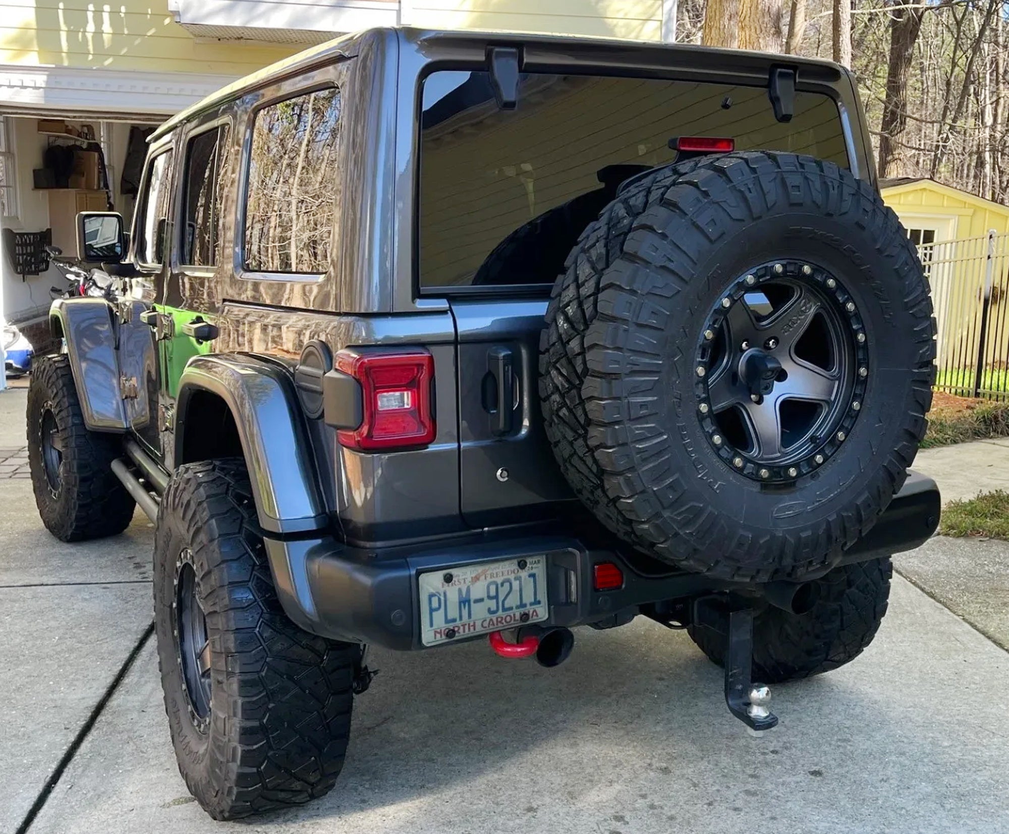 2018+ Jeep Wrangler JL Dark 3 Stripe LH/RH Red Lens Rear Bumper Reflectors - Enhanced Night Visibility & Safety for Off-Road Adventures