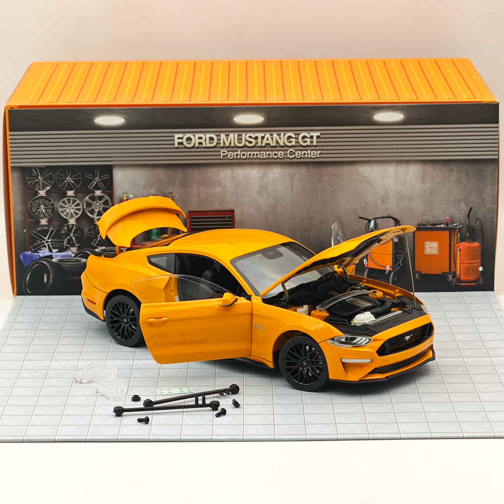 1/18 Scale Diecast Ford Mustang GT 2019 Orange Fury RHD Model Car - Collectible Miniature Replica for Car Enthusiasts & Hobbyists - Perfect for Display, Gifts, and Racing-Themed Decor