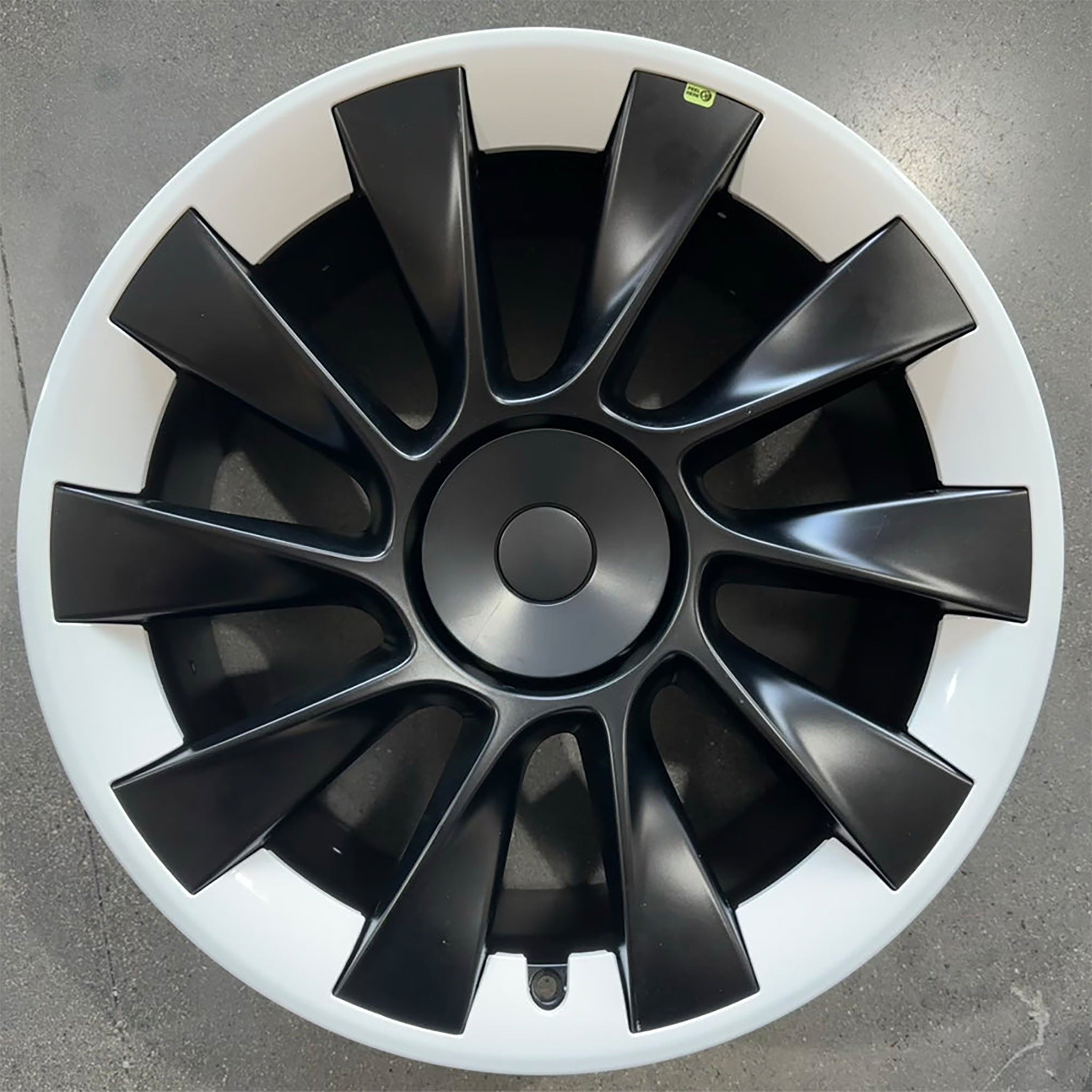 Tesla Model Y 20'' Induction Wheels Rim Protector - Durable Alloy Wheel Guards for Enhanced Protection & Style | Perfect for Daily Commuting & Road Trips