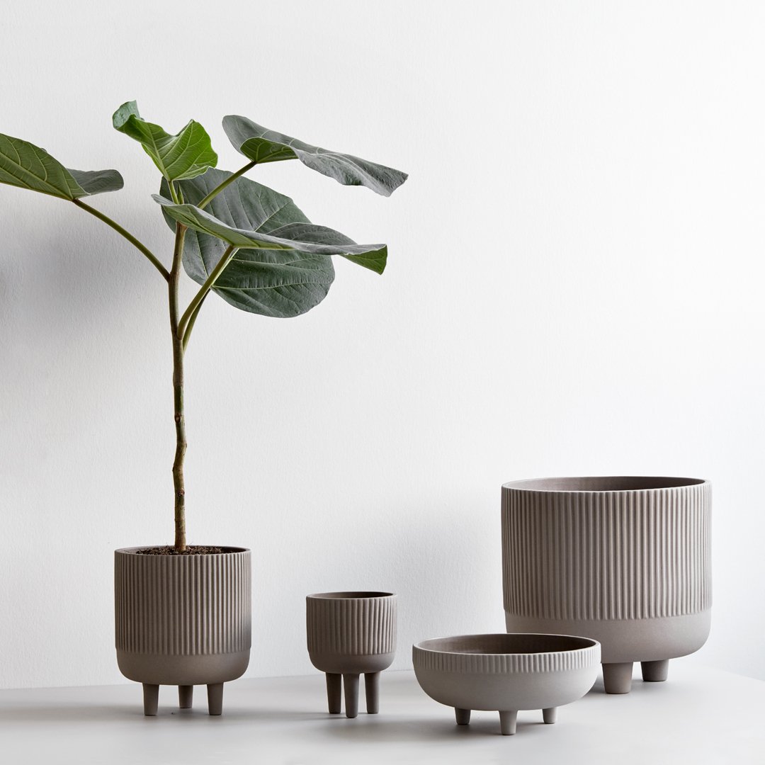 Kristina Dam Studio Bowl Set - Modern Ceramic Serving Bowls for Soup, Salad & Dessert - Perfect for Dining, Entertaining & Home Decor