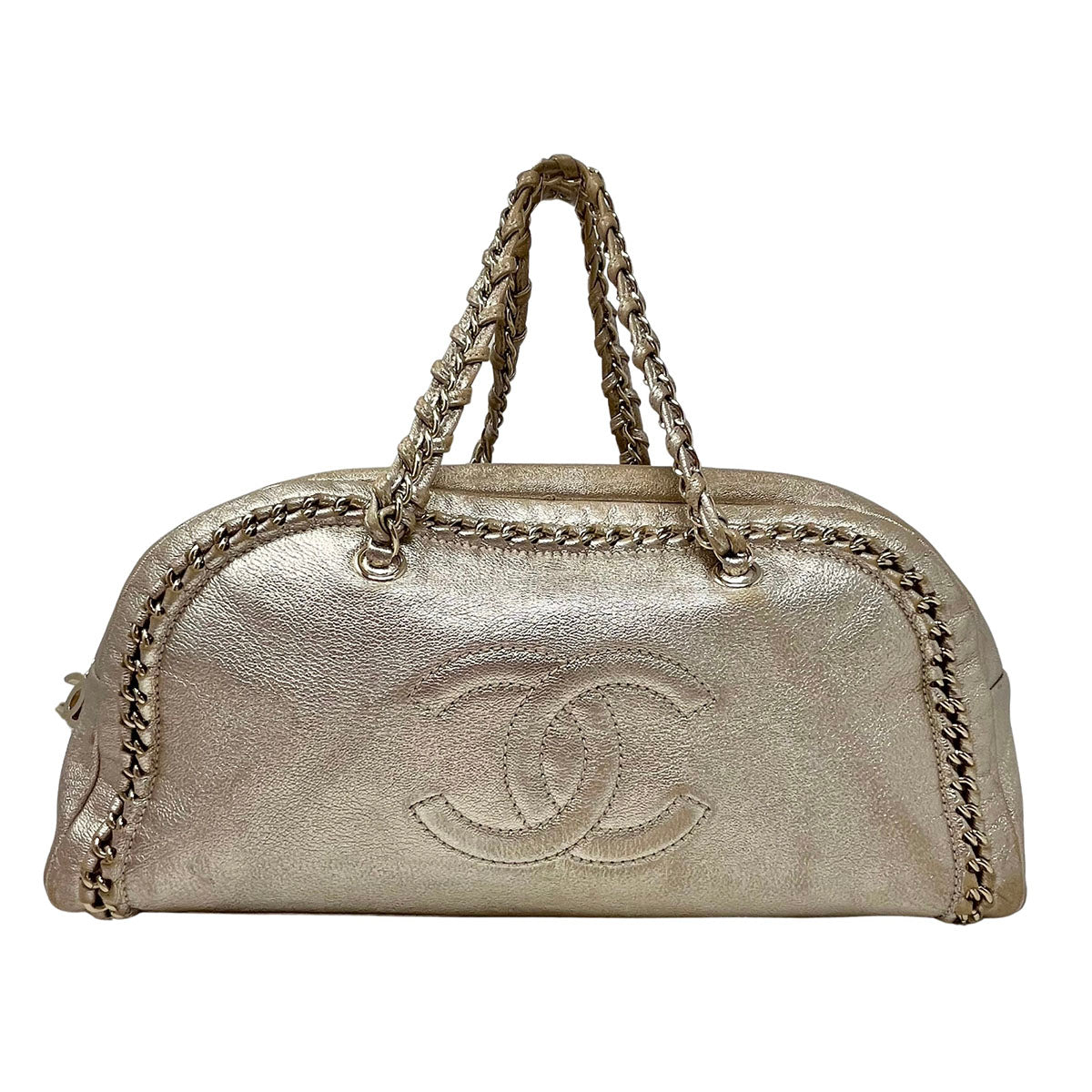 Chanel Quilted Shoulder Bag for Women - Classic Flap Bag with Chain Strap, Luxury Designer Handbag for Parties, Dating & Everyday Use