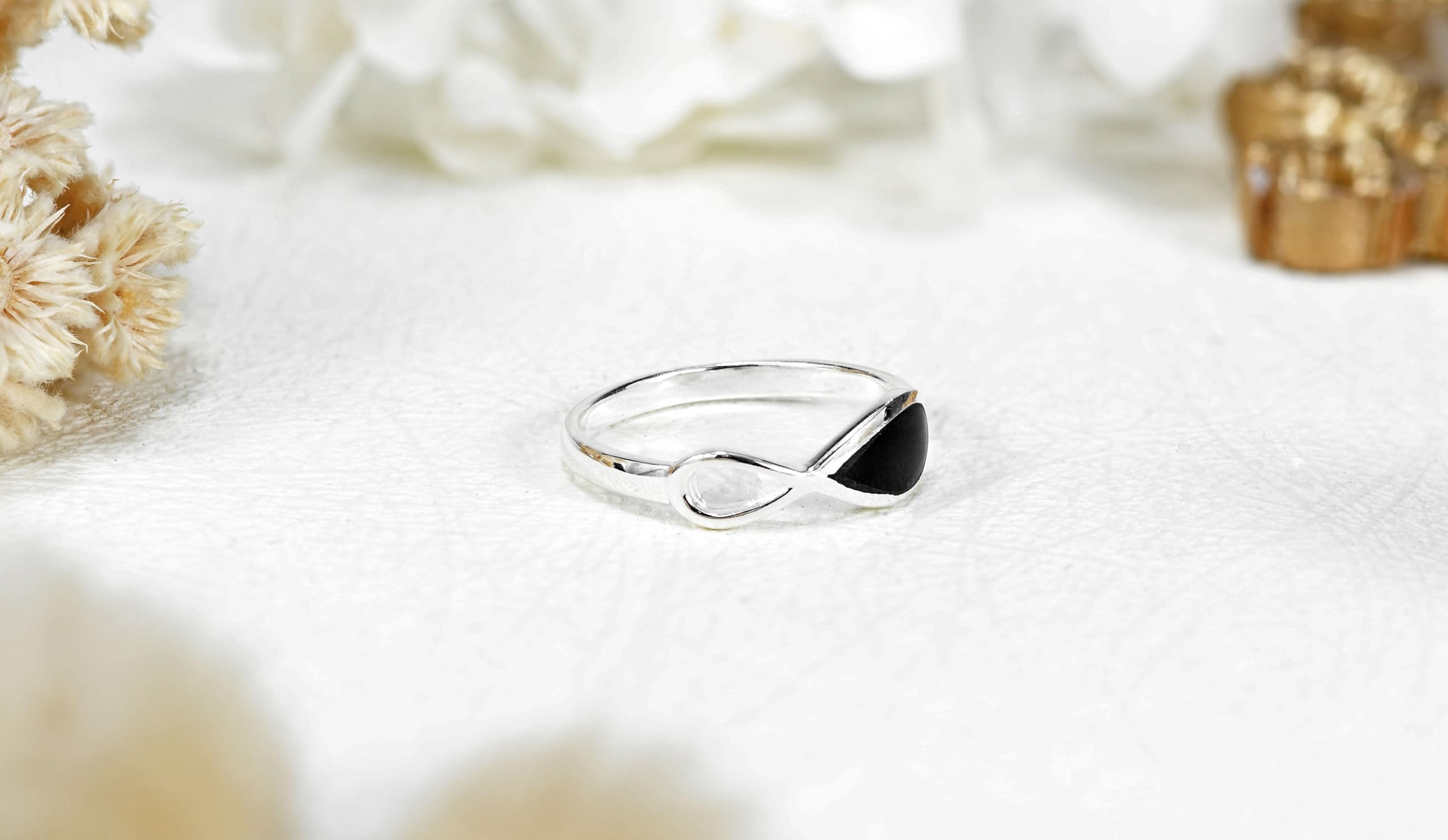 Aeravida Everlasting Infinity Bond .925 Sterling Silver Ring with Black Onyx Inlay | Classic Wedding Band for Women | Comfort Fit Casual Silver Ring | Perfect Anniversary Gift | Available in Multiple Sizes | Ideal for Everyday Wear, Special Occasions & Romantic Gifts