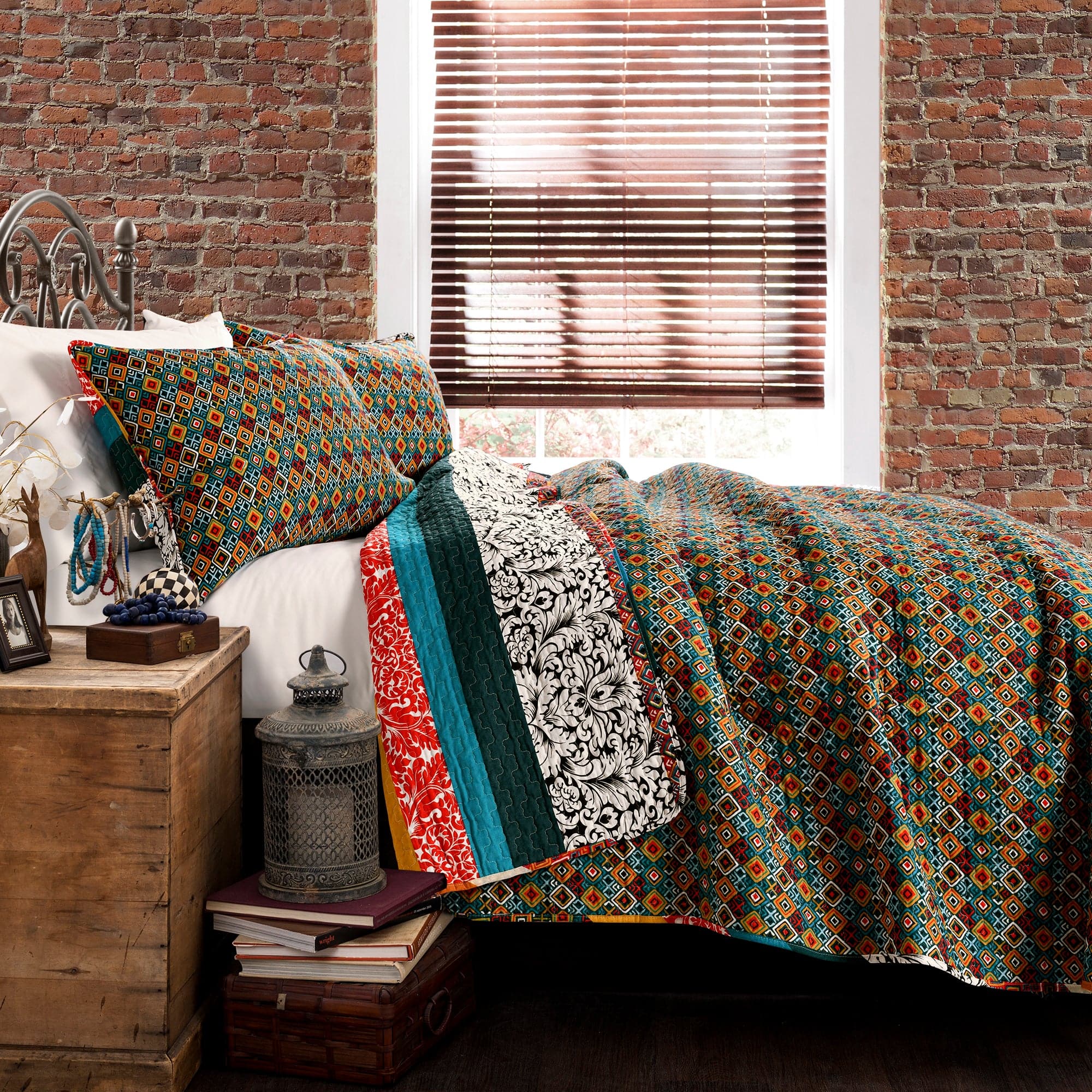 Boho Stripe 3-Piece Quilt Set - Queen Size, Soft Cotton Bedding for Bohemian Style Bedroom Decor | Perfect for Guest Rooms, Master Bedrooms & Cozy Home Styling