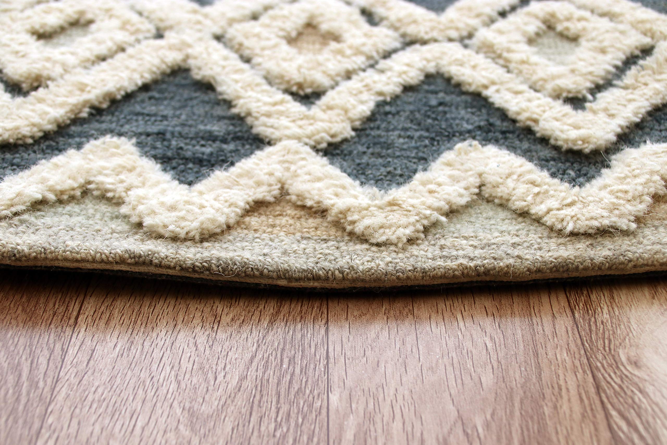 LR Home 6ft Round Indoor Natural Wool Area Rug - Hand Tufted Modern Farmhouse Boho Style for Bedroom, Living Room, Entryway & Playroom | Blue and Cream Home Decor Carpet | Perfect for Cozy Spaces, Nursery & Home Office