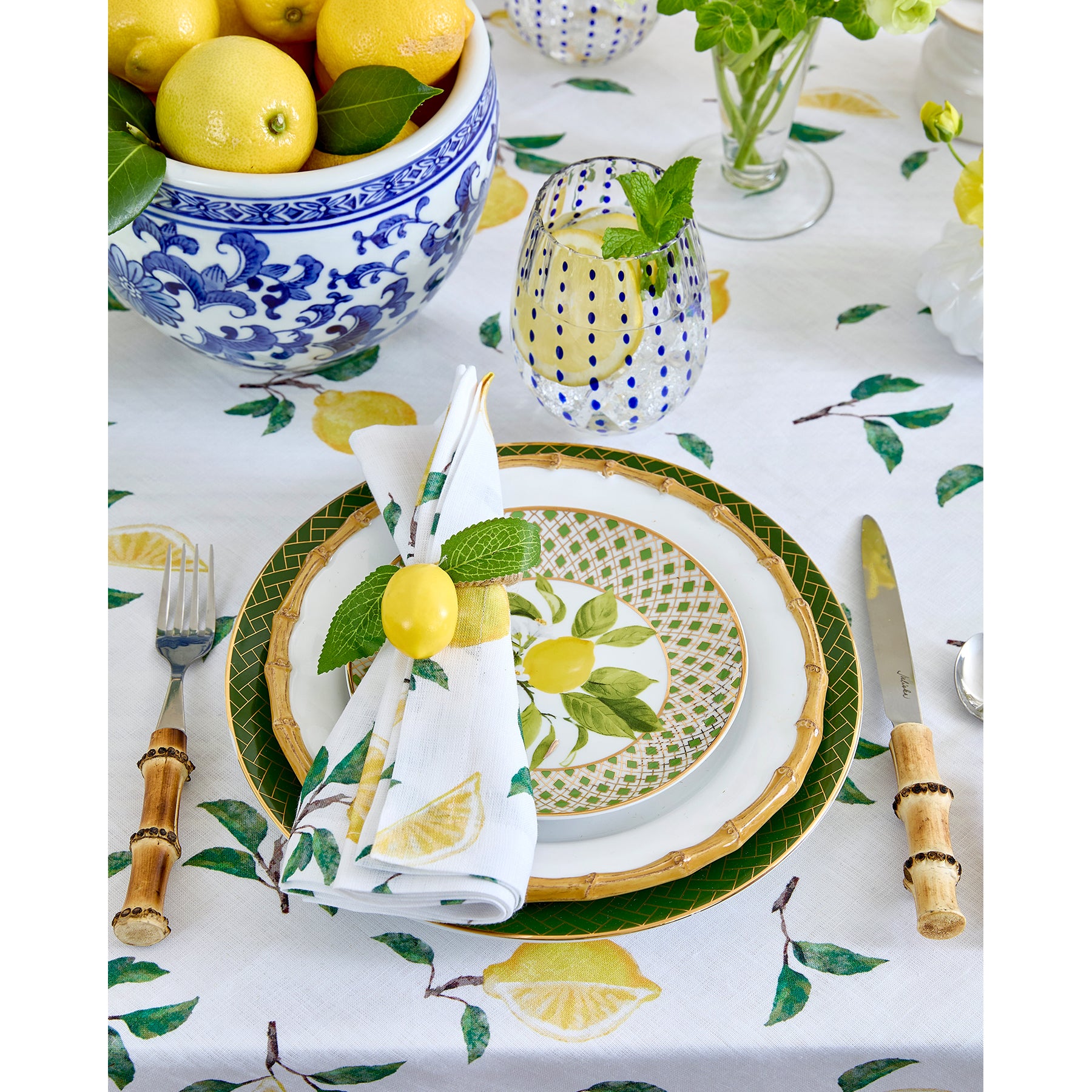 Premium Botanical Lemon Print Napkins - Set of 4 for Dining, Kitchen & Party Decor | Eco-Friendly Cotton Table Linens