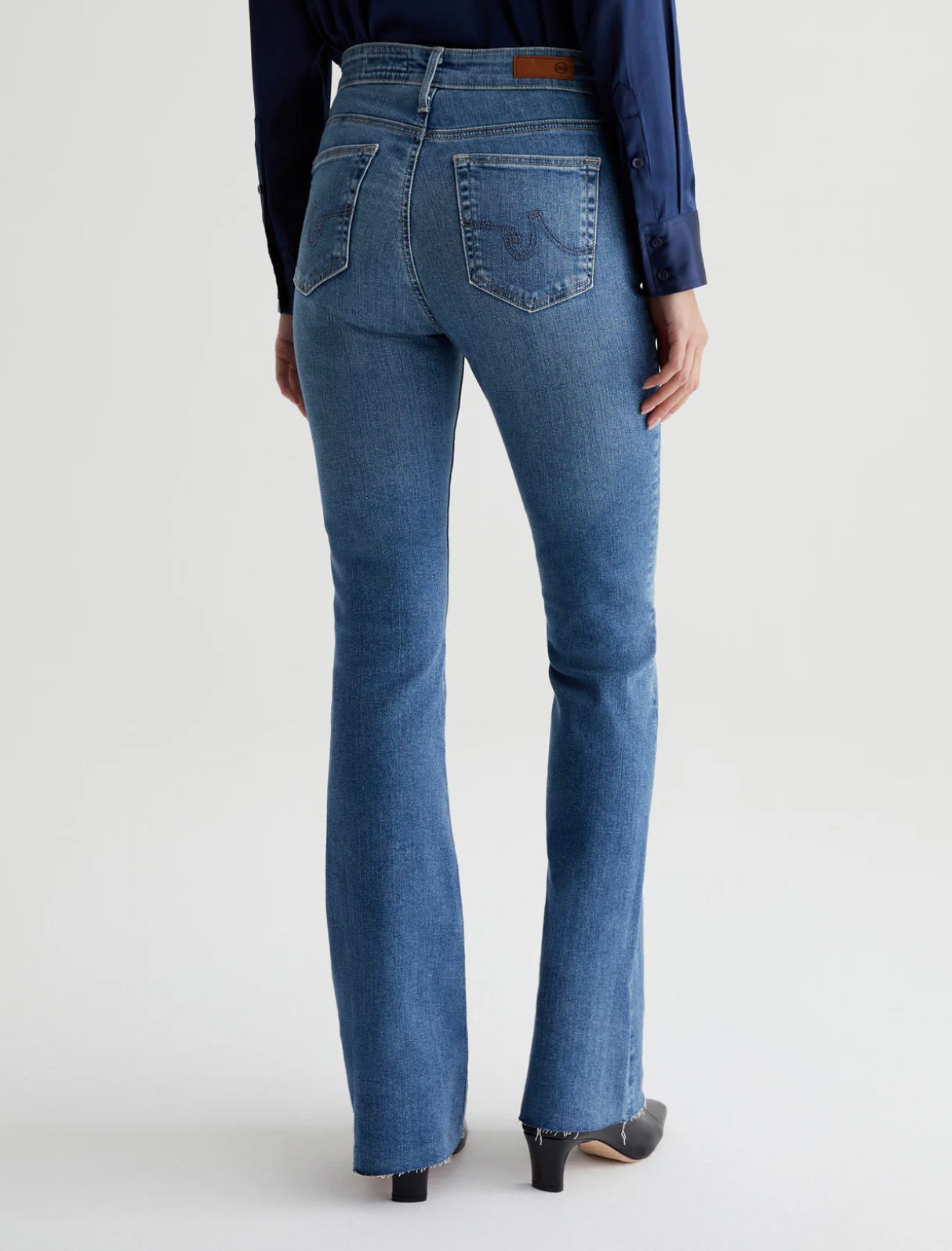FARRAH Women's Mid Rise Bootcut Jeans in Montecito Wash - Comfortable Stretch Denim Pants for Casual Wear & Everyday Outfits