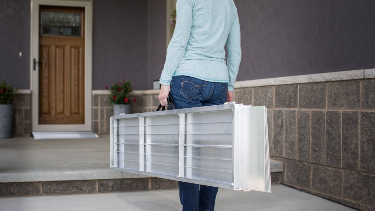 Premium Single Fold Signature Ramps for Suitcases - Lightweight & Durable Travel Accessories - Perfect for Airports, Hotels, and Smooth Mobility