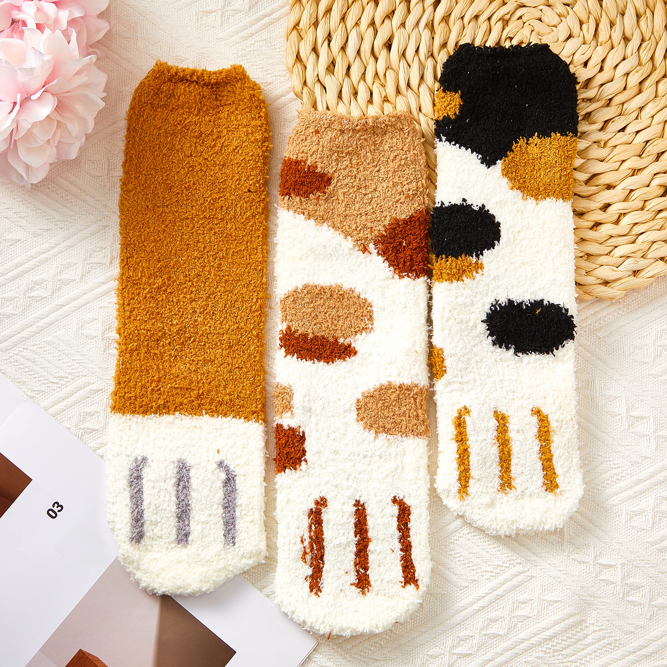 Hicarer 3 Pairs Cat Claw Socks - Cozy Winter Warm Slippers for Women - Perfect for Home & Sleep