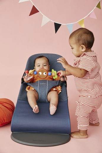 BabyBjorn Baby Bouncer Bliss - Soft & Ergonomic Infant Rocker with Toy Bar - Perfect for Newborns & Toddlers - Ideal for Playtime, Naptime & Soothing at Home or On-the-Go