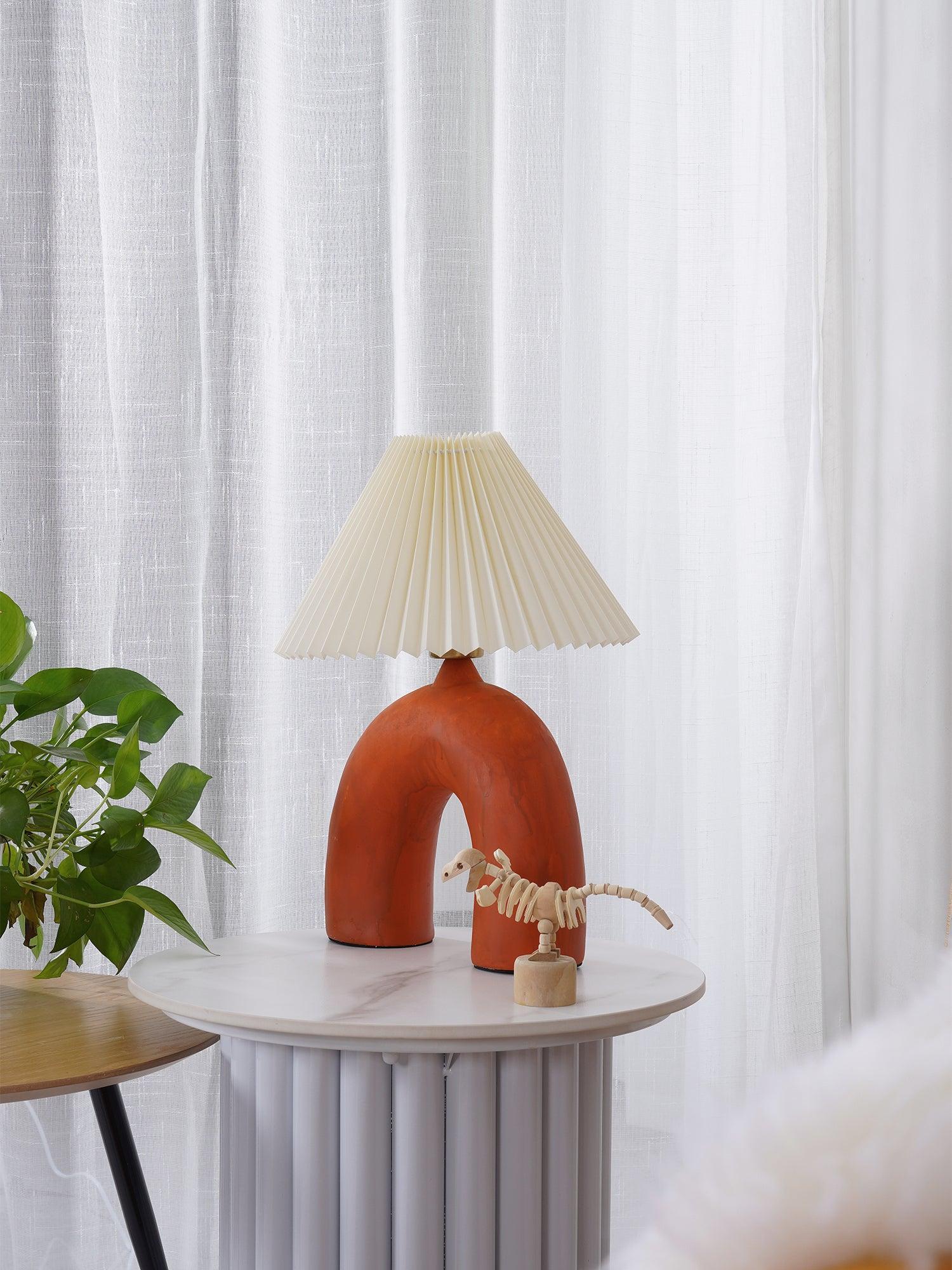 Elegant Arched Pleated Table Lamp - Modern Home Decor for Bedroom, Living Room & Office - Soft Ambient Lighting for Relaxation & Reading