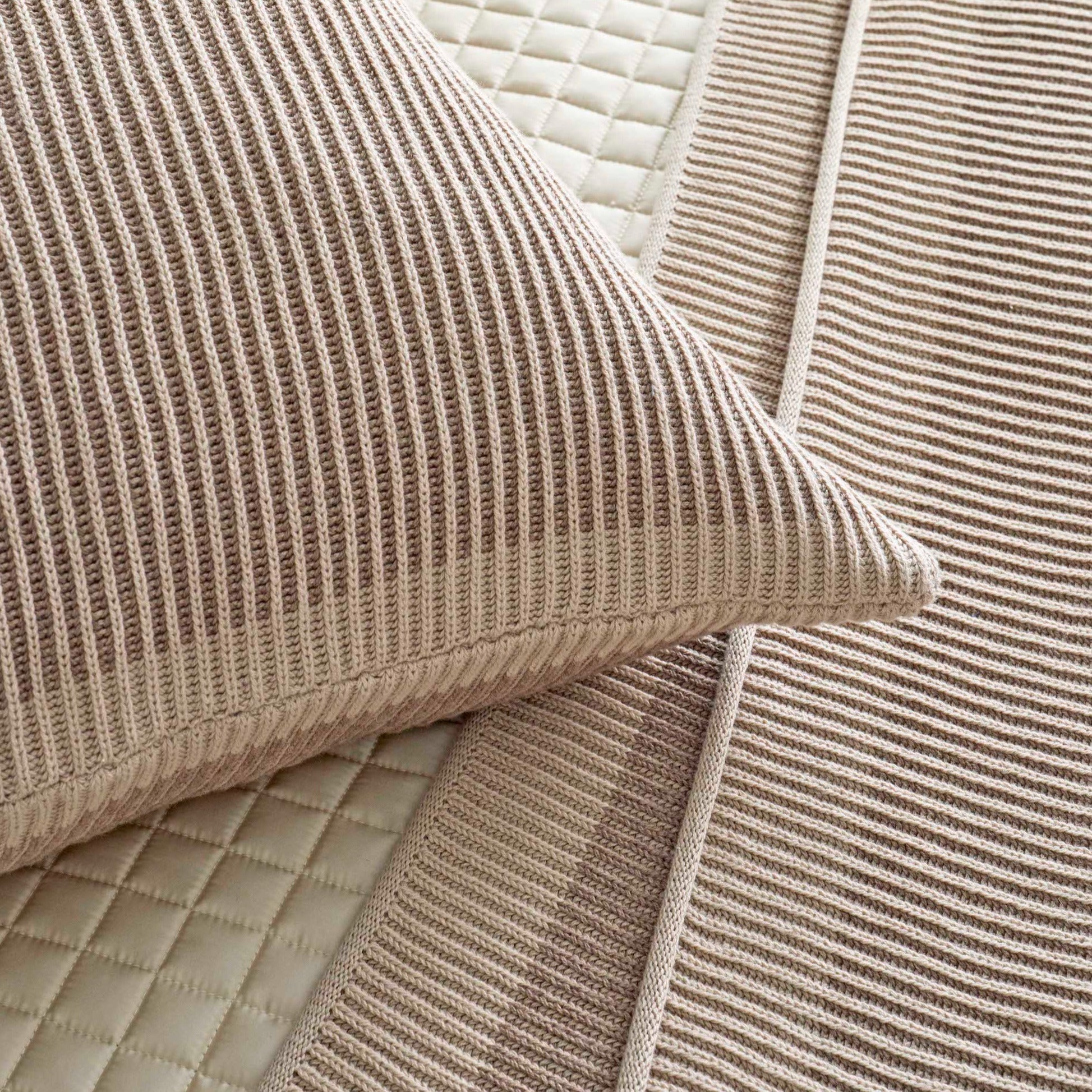 Best Maternity and Nursing Pillow for Pregnancy Support - Comfortable U-Shaped Body Pillow for Side Sleeping, Back Pain Relief, and Breastfeeding - Perfect for Expecting Mothers and New Moms
