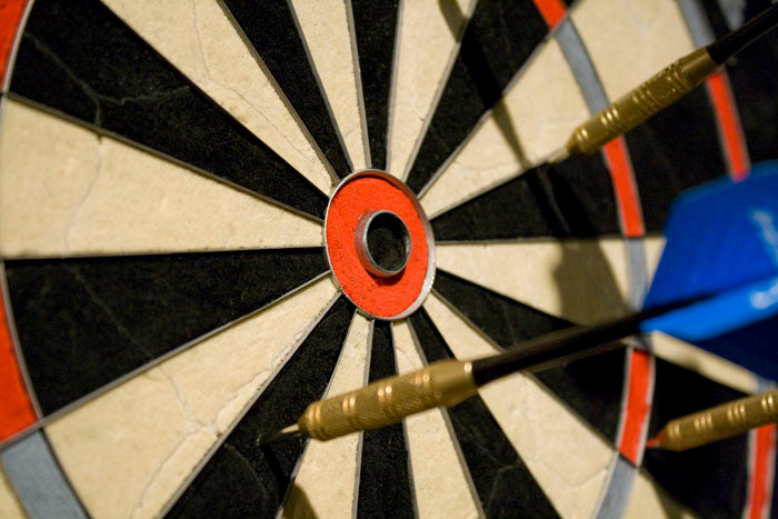 Professional Steel Tip Dartboard Set - High-Quality Bristle Dart Board for Home & Bar Games - Perfect for Indoor Sports, Parties, and Recreational Activities