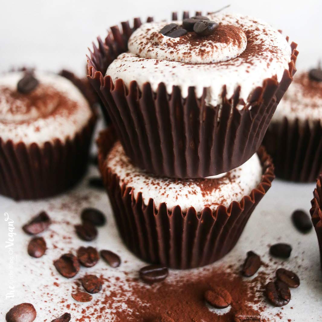 Gifbera 400-Count Brown Standard Cupcake Liners - Swedish Paper Baking Cups for Coffee, Halloween & Christmas Parties - Perfect for Muffins, Desserts & Party Decorations