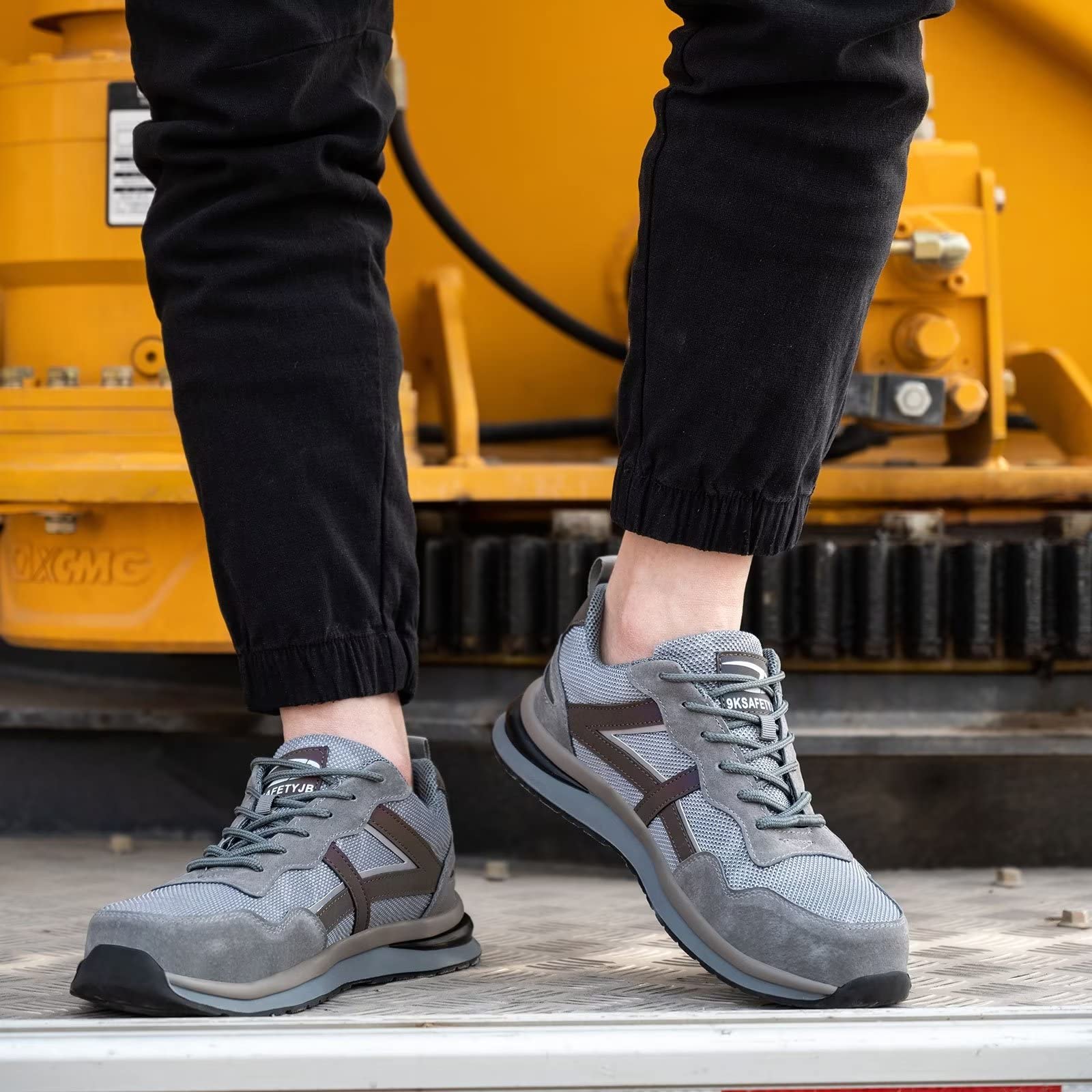Steel Toe Work Shoes for Men & Women - Lightweight Safety Sneakers for Construction & Industrial Work