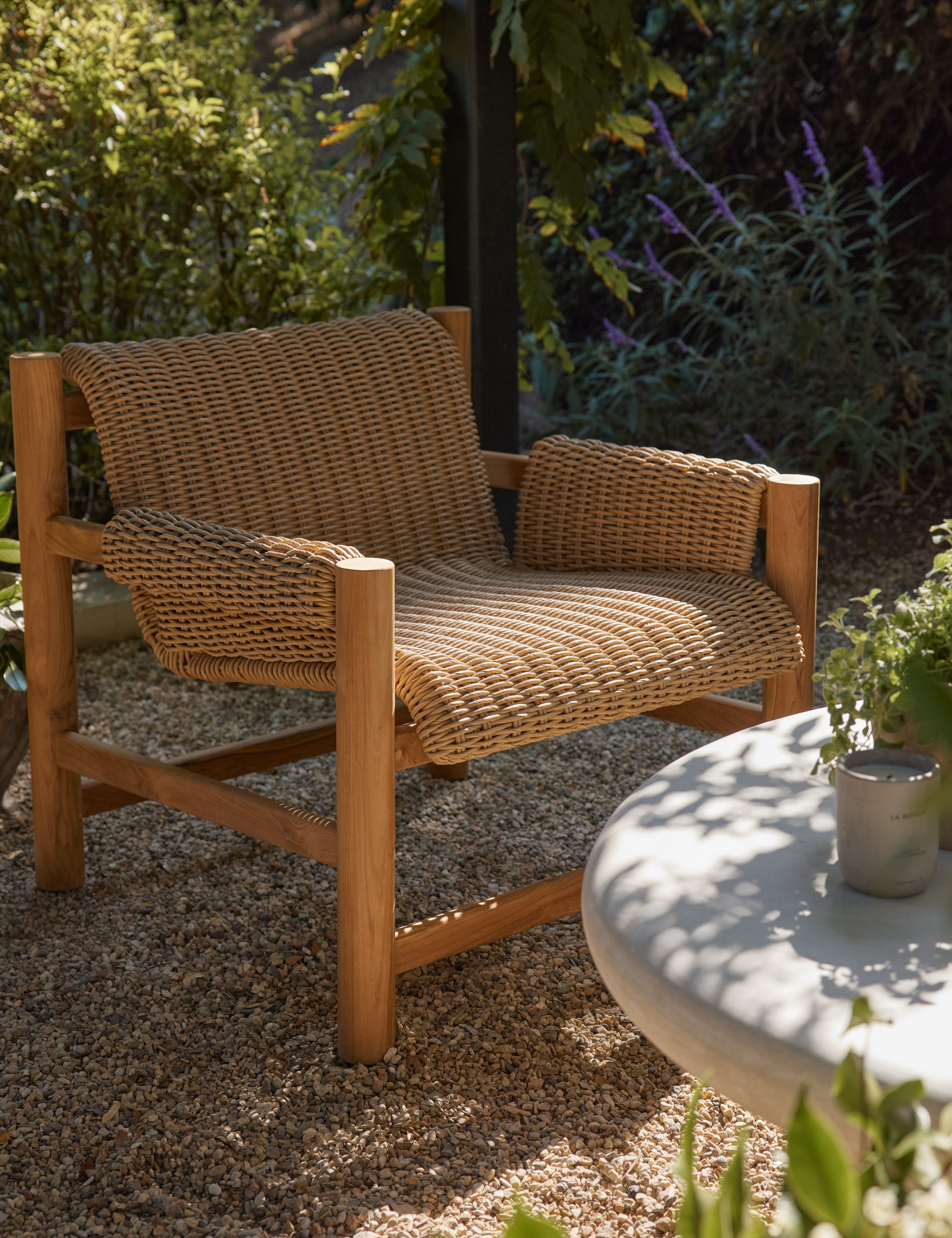 Gally Collection All-Weather Wicker and Teak Swatch - Perfect for Outdoor Patio, Garden, and Poolside Decor