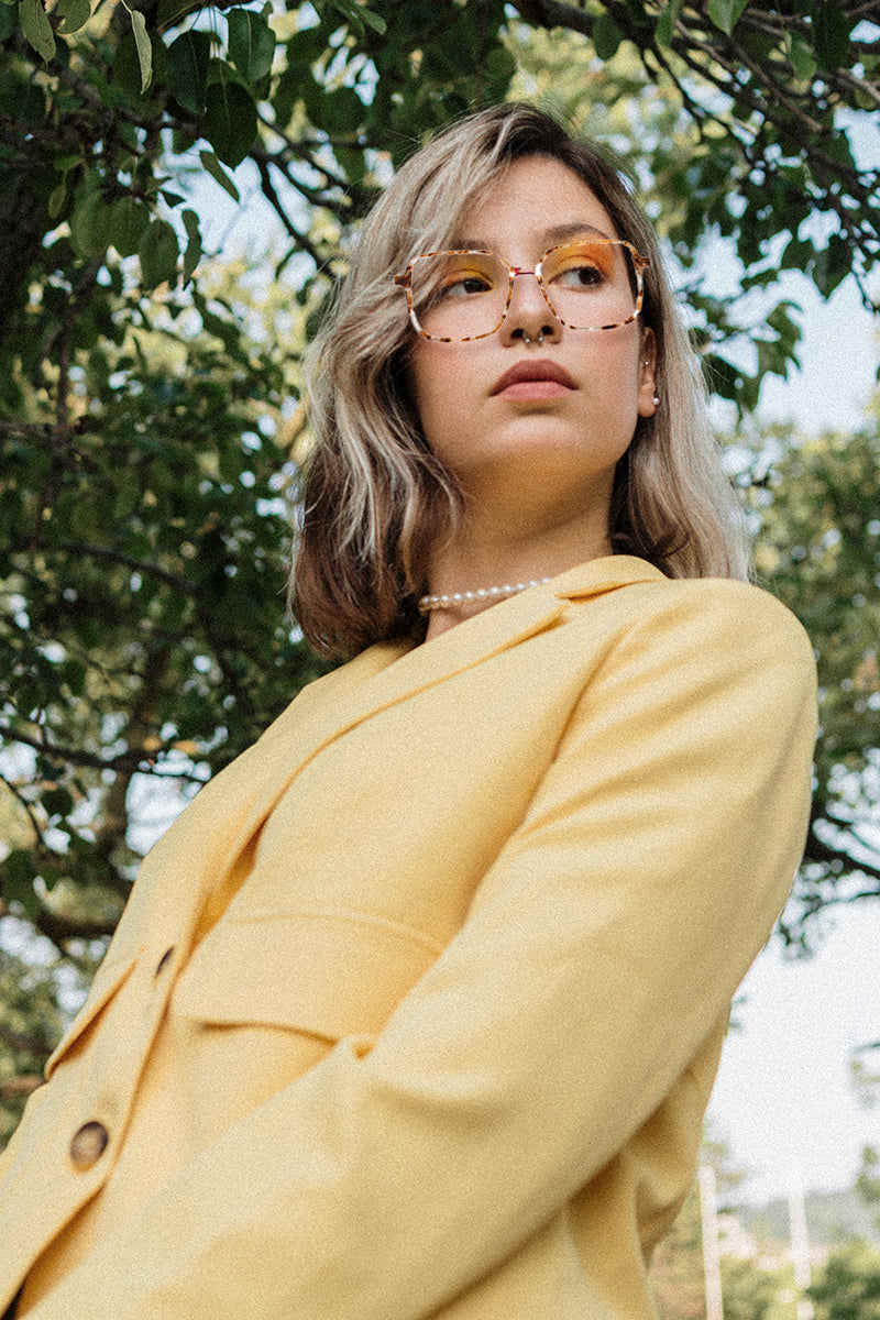Stylish Oversized Square Sunglasses WD2173 - Trendy UV Protection Shades for Women & Men - Perfect for Beach, Driving & Outdoor Activities