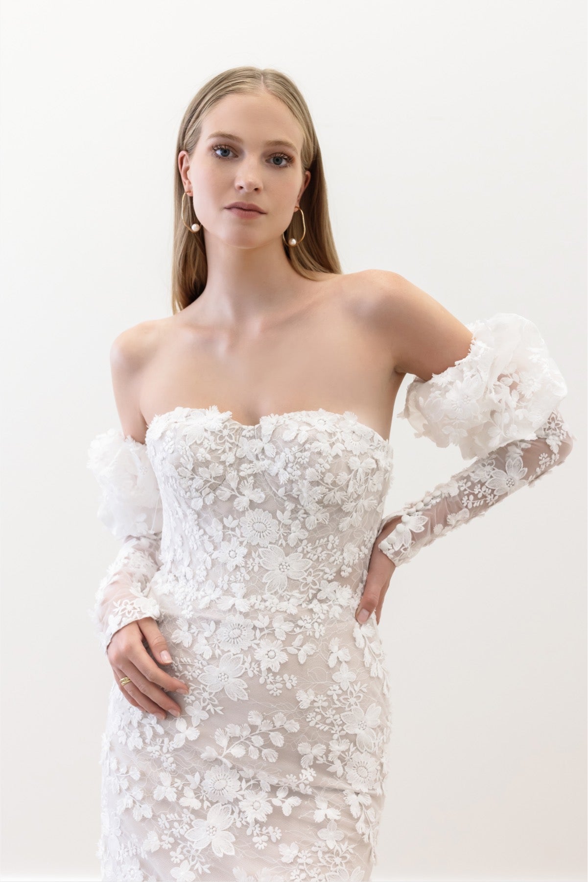 Willowby by Watters Cecilia Wedding Gown - Elegant Lace Bridal Dress for Romantic Ceremonies & Beach Weddings