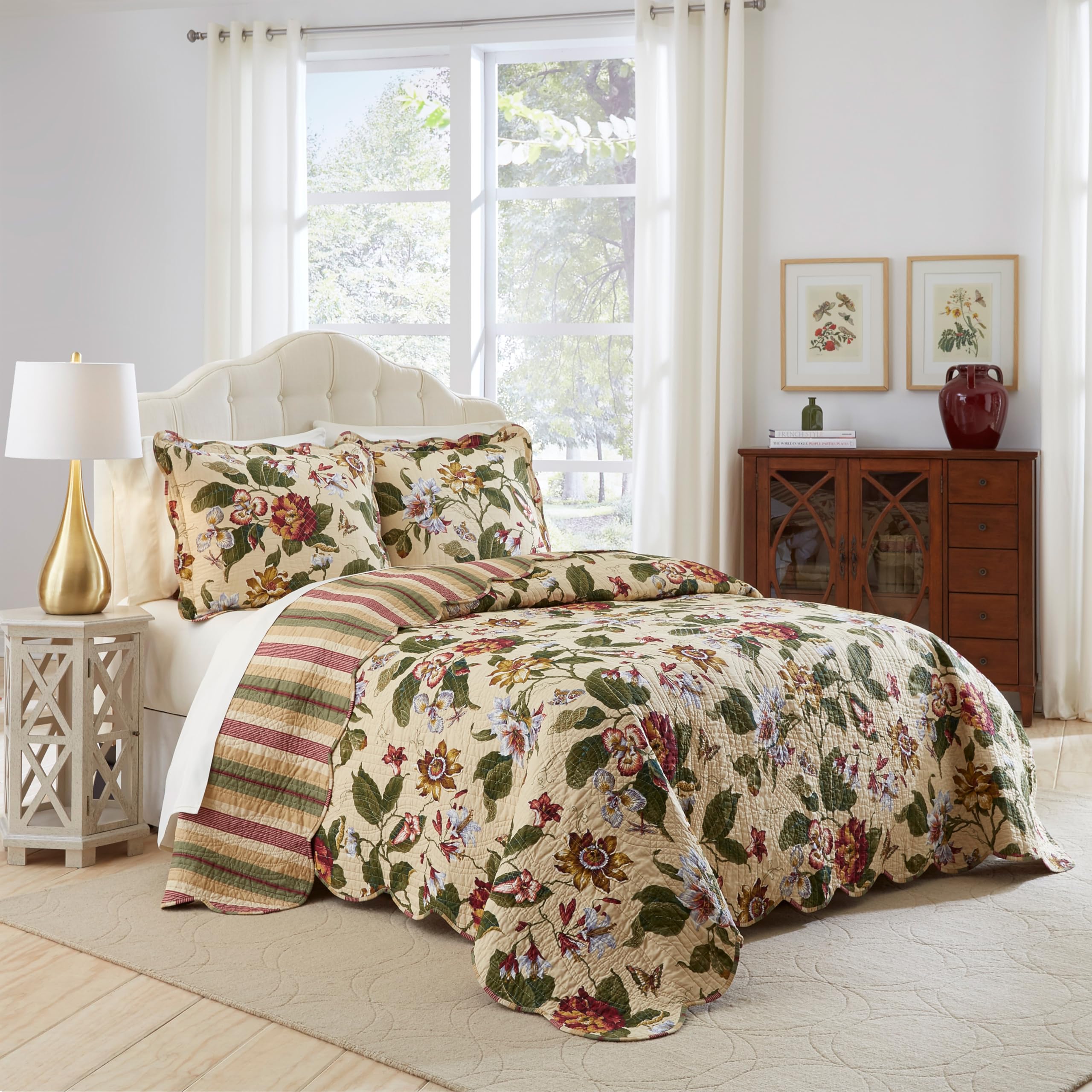 Waverly Laurel Springs Modern Farmhouse Floral 3-Piece Reversible Quilt Bedding Set - Full/Queen Size in Parchment | Cozy Farmhouse Bedroom Decor for Master & Guest Rooms