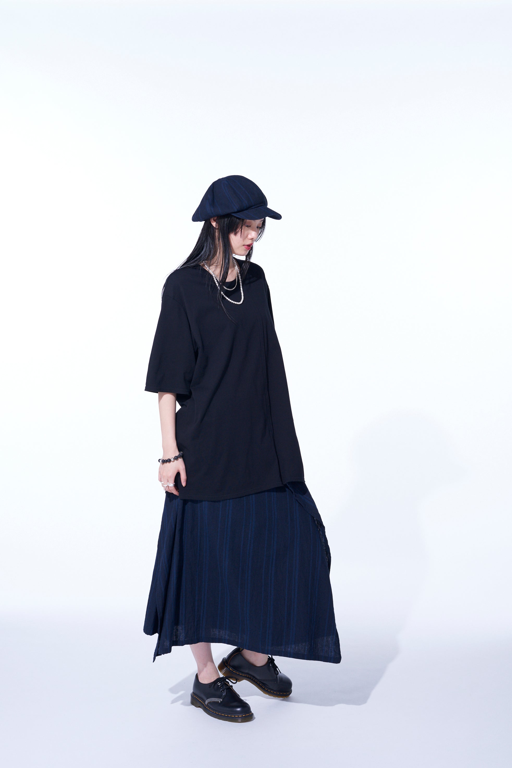 Soft Cotton Jersey Vertically Grafted T-Shirt with Side Slit Hem - Casual Streetwear & Layering Essential for Men & Women