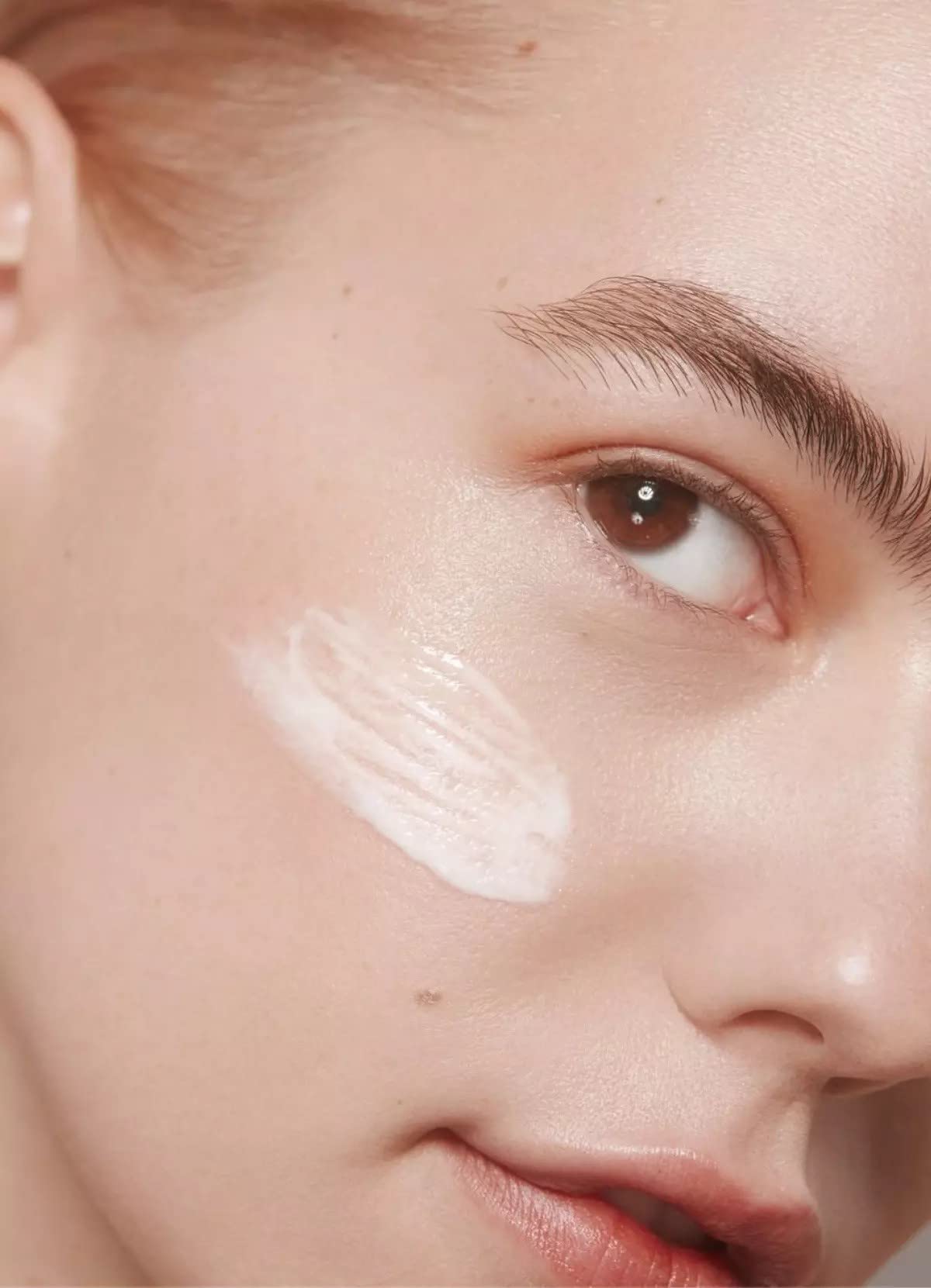 Oil-Free Makeup Illuminating Foundation Primer - Lightweight, Long-Lasting Base for Flawless Skin | Perfect for Daily Wear, Photography & Special Occasions