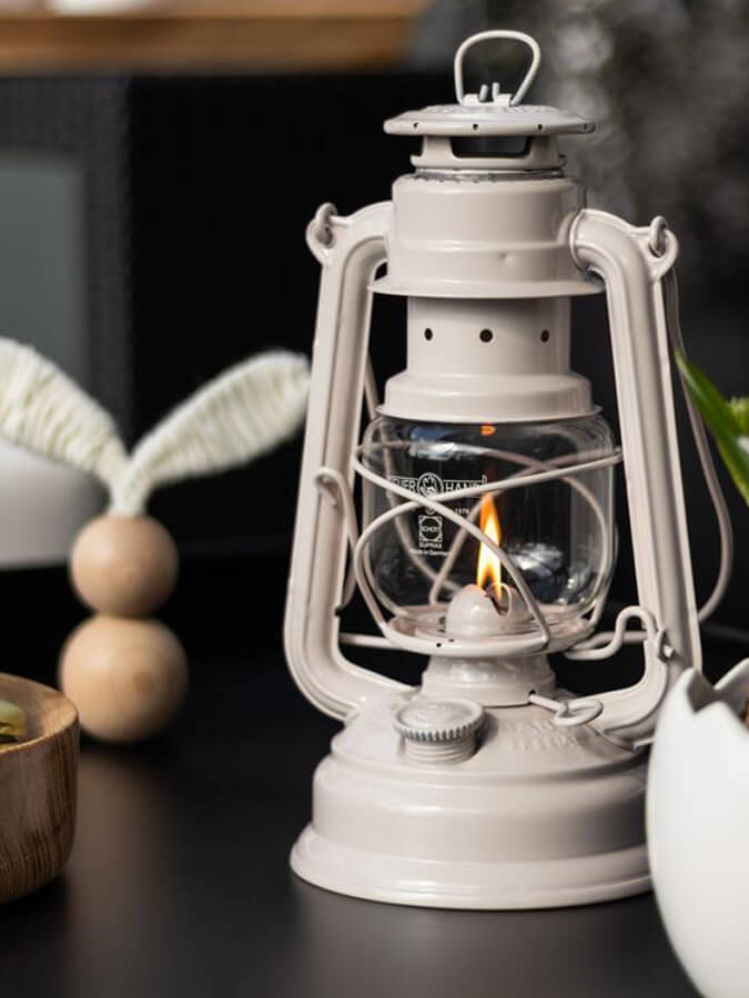 Feuerhand Baby Special 276 Hurricane Lantern - Vintage Outdoor Camping Light for Emergency, Garden, Patio & Power Outages