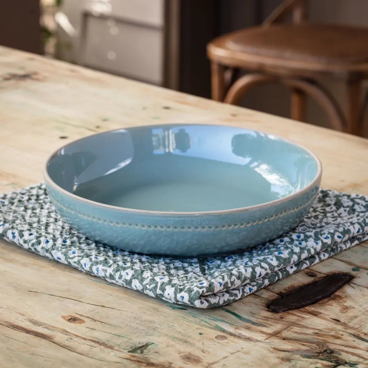 Araucana Green Ceramic Serving Bowl Set - 4 Piece Handmade Dinnerware for Salads, Pasta, Fruits - Perfect for Entertaining, Family Dinners & Party Serving