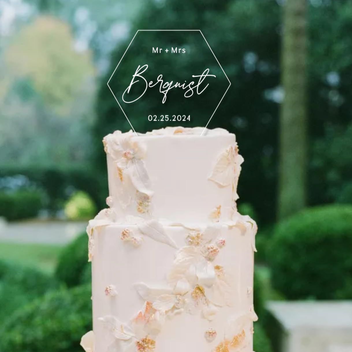 Custom Personalized Acrylic Hexagonal Wedding Cake Topper with Names - Elegant Wedding Cake Decoration for Anniversaries, Bridal Showers & Special Celebrations