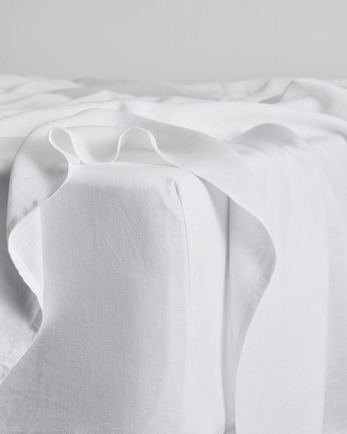 Luxury Sage Green & White Bedding Set - Queen Size Soft Cotton Comforter, Sheet & Pillowcase - Perfect for Cozy Bedroom Decor & Guest Room Essentials