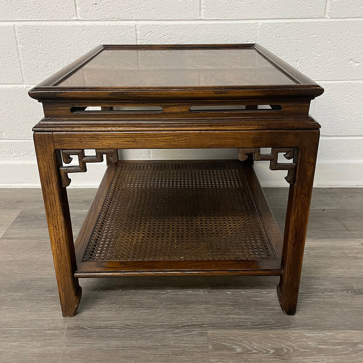 Solid Wood End Table - Sturdy & Stylish Nightstand for Bedroom, Living Room - Perfect for Coffee, Books, and Decor