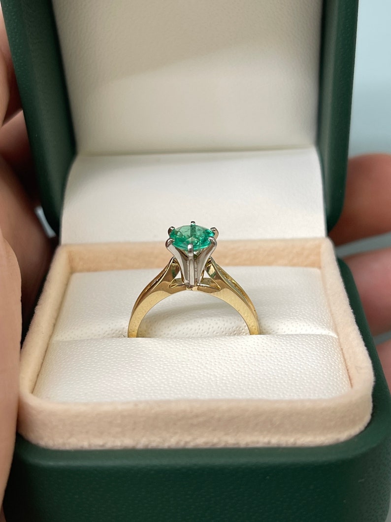1.02tcw Two-Toned 14K Gold Emerald & Diamond Accent 6-Prong Ring - Round Cut Engagement Ring for Women, Perfect for Wedding, Anniversary & Special Occasions