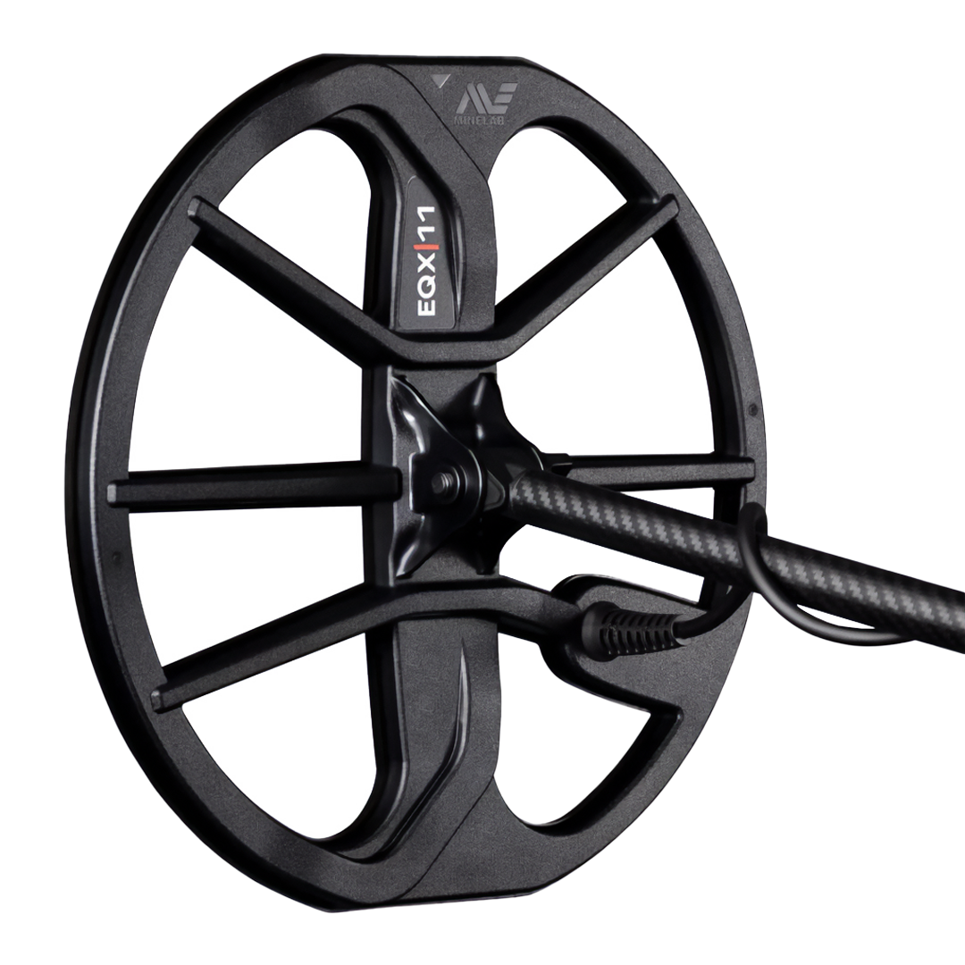 Minelab EQUINOX 900 Professional Waterproof Metal Detector with Multi-IQ Technology for Gold, Coin & Relic Hunting - Perfect for Beach, Park & Outdoor Treasure Hunting Adventures