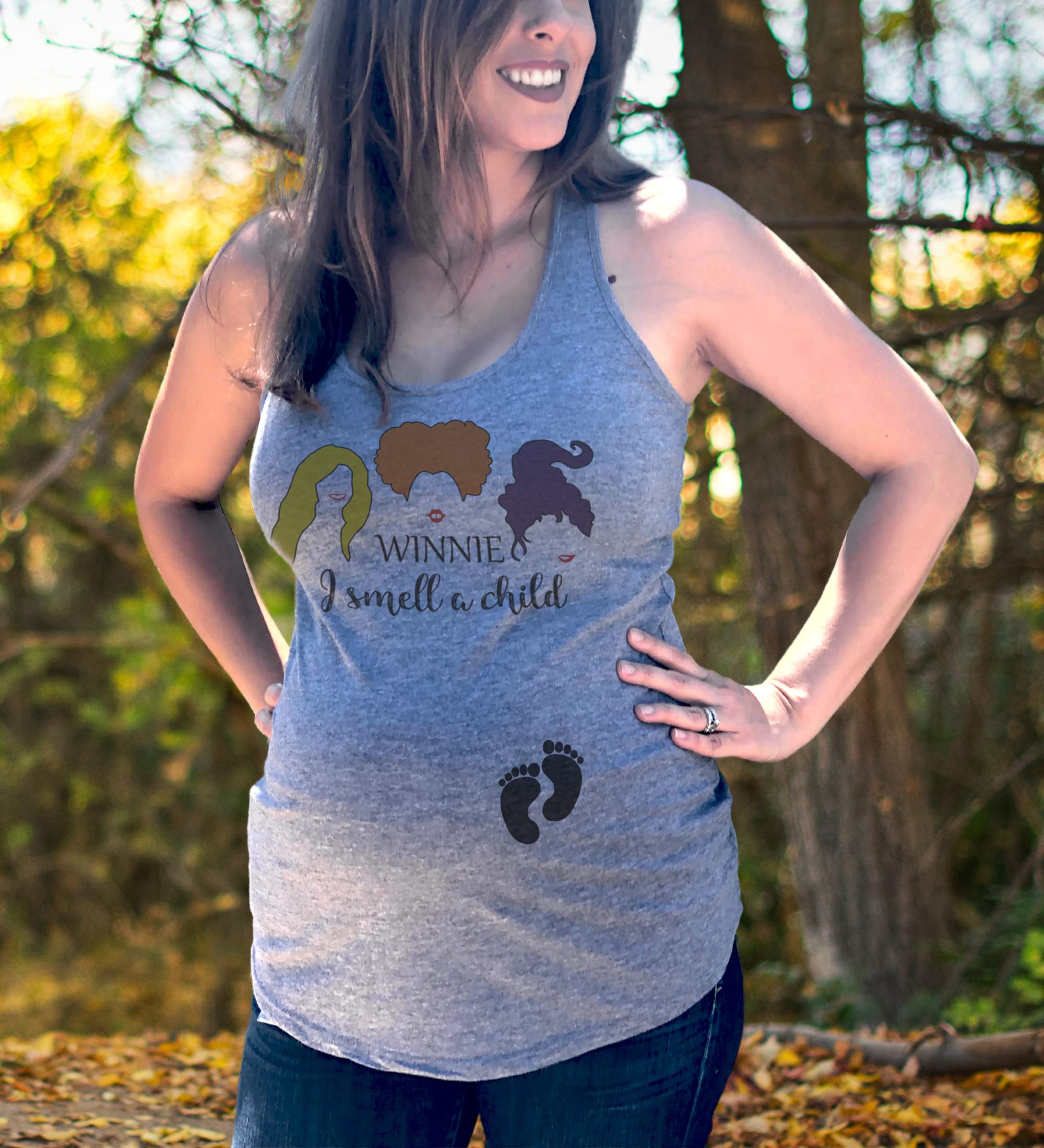 Winnie I Smell A Child Sanderson Sisters Women's Halloween T-Shirt - Cute & Funny Halloween Costume Top for Women - Perfect for Halloween Parties, Cosplay & Witch-Themed Events