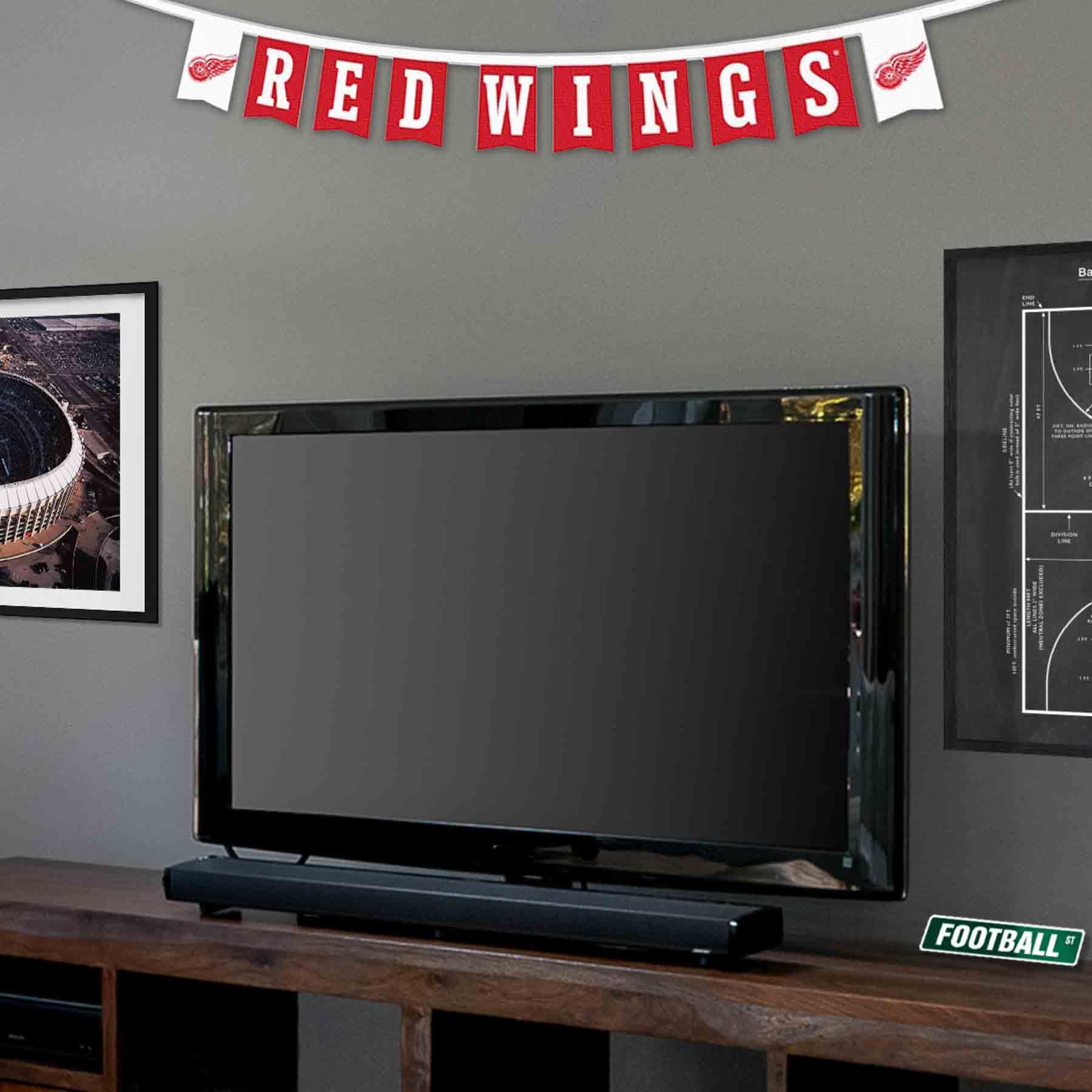 Detroit Red Wings Banner String Pennant Flags - NHL Team Decor for Game Day, Home & Office Sports Fan Display