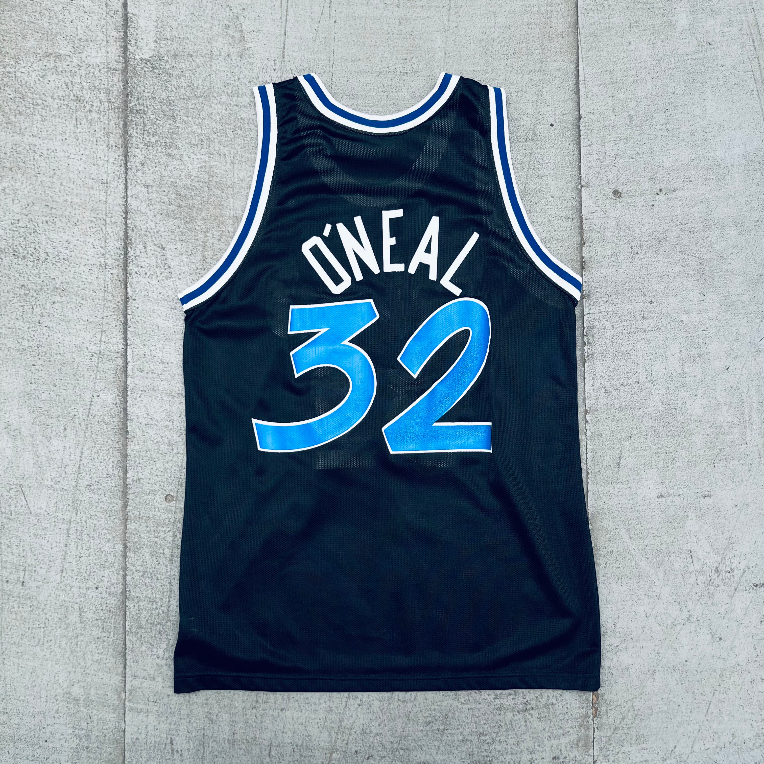 Shaquille O'Neal Orlando Magic 1994-95 Black Champion Jersey - Men's NBA Basketball Jersey for Fans, Collectors & Game Day Outfits