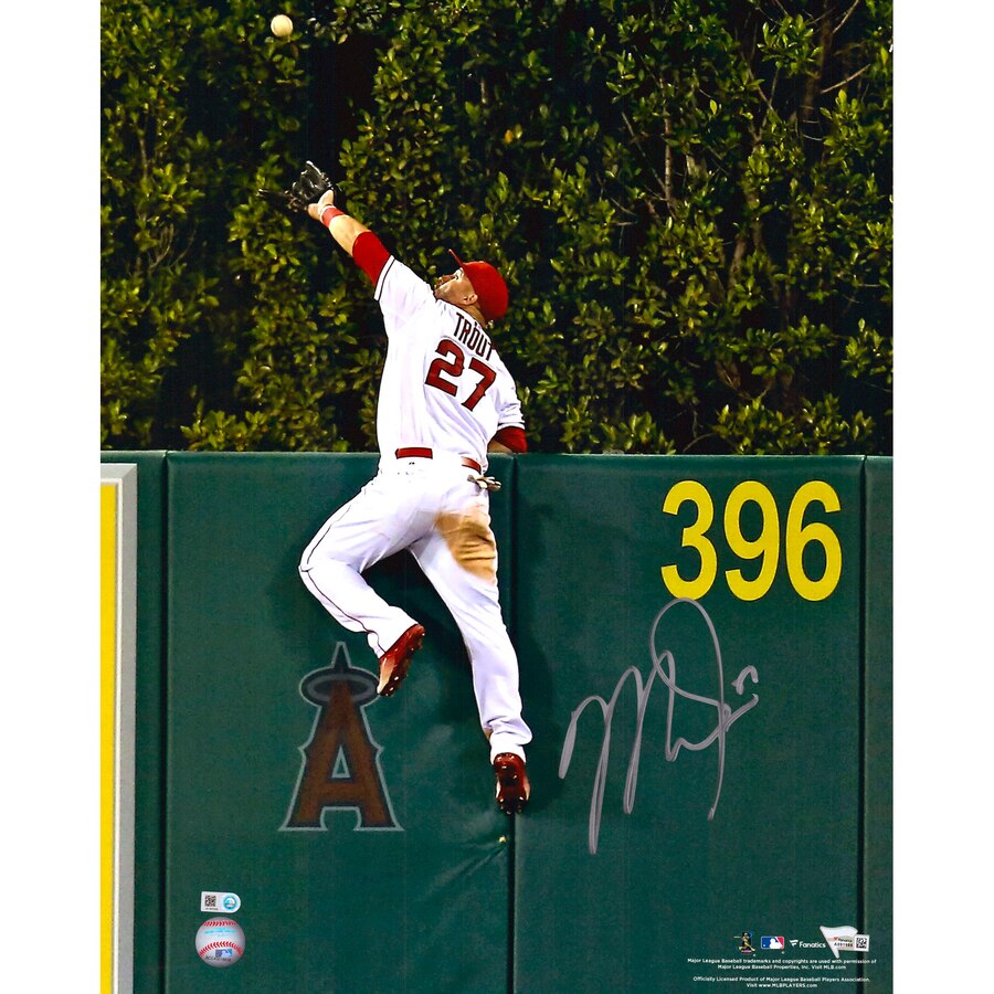 Mike Trout Autographed Los Angeles Angels 16x20 Photo - Fanatics Authentic Home Run Robbing Catch - Perfect for Baseball Fans, Sports Memorabilia Collectors & Home Decor