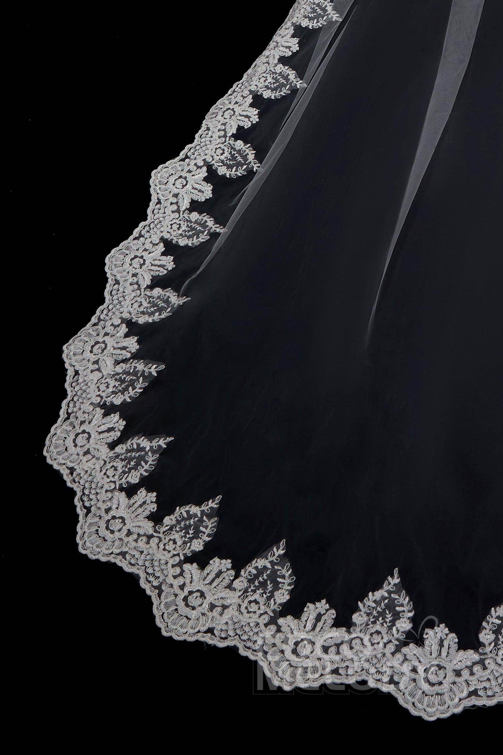 Elegant One-Tier Lace Edge Tulle Bridal Hip Veil with Appliques - Perfect for Wedding, Bridal Shower & Boho Photoshoots - AV180009