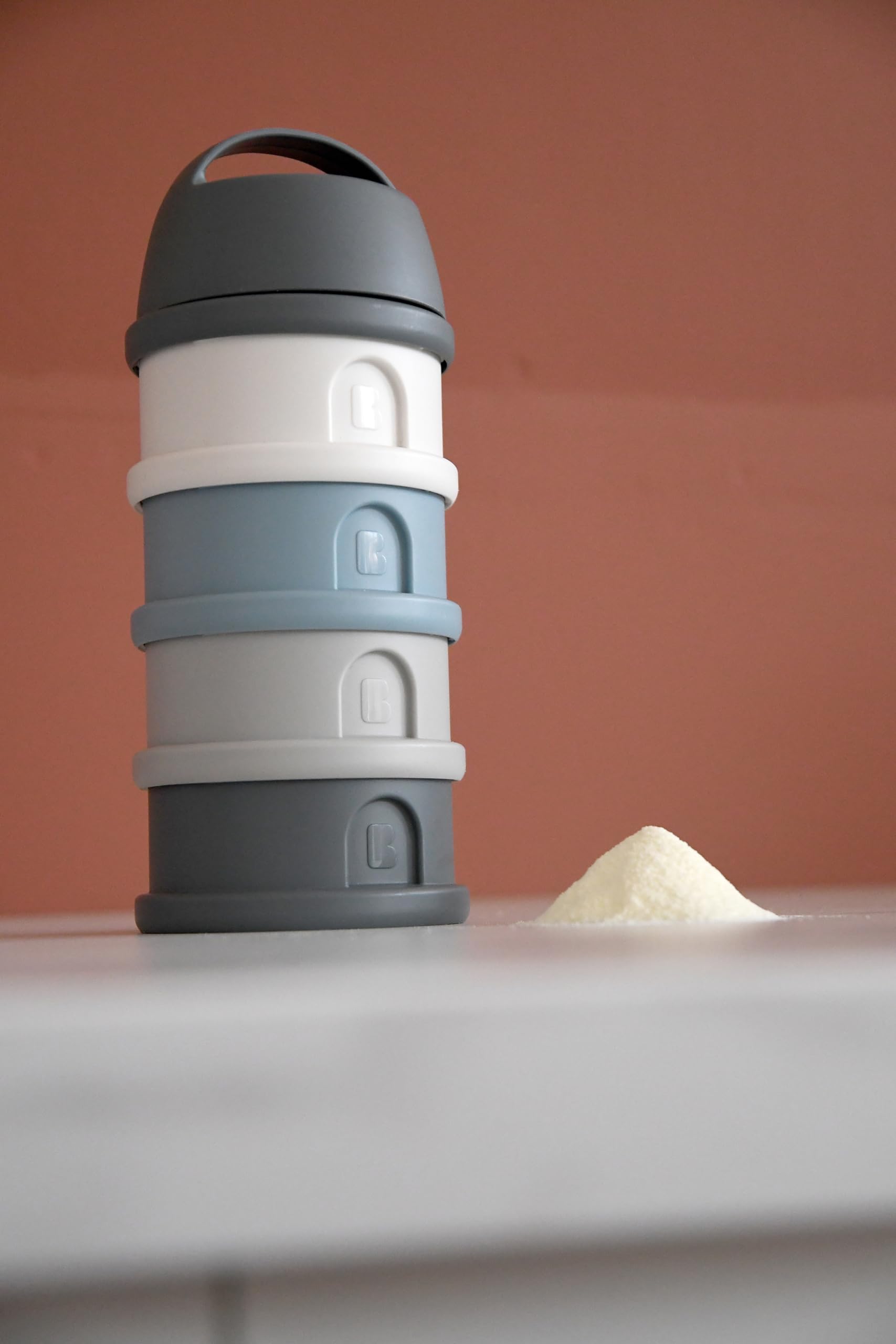 BEABA Baby Formula Dispenser & Snack Storage Container - Holds 11 Doses of Powder Formula per Compartment - French-Made BPA-Free Travel Essential for On-the-Go Parents - Perfect for Daycare, Travel, and Outdoor Activities
