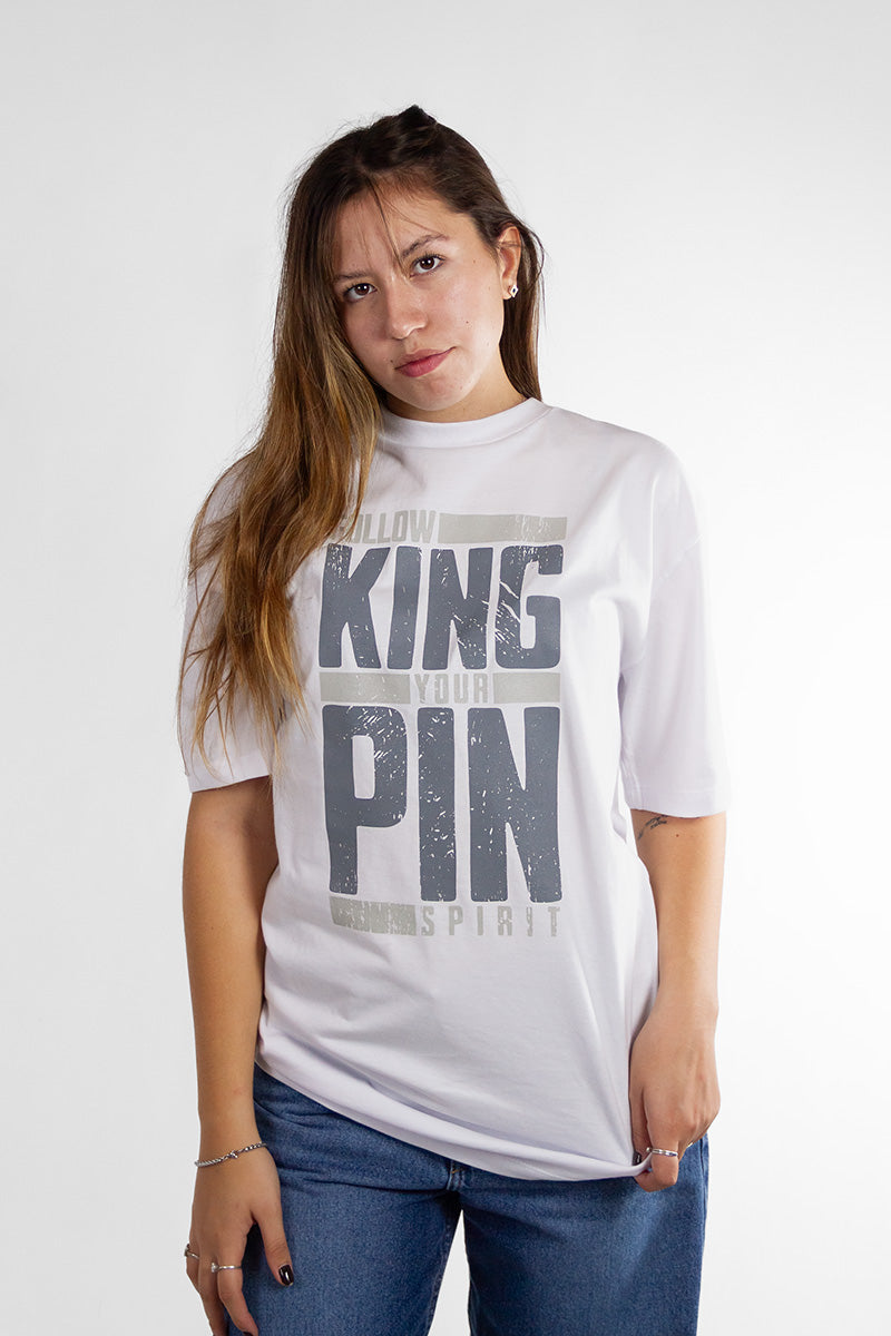 Kingpin Oversized Women's T-Shirt - KP White | Soft Cotton Casual Tee for Streetwear & Everyday Comfort