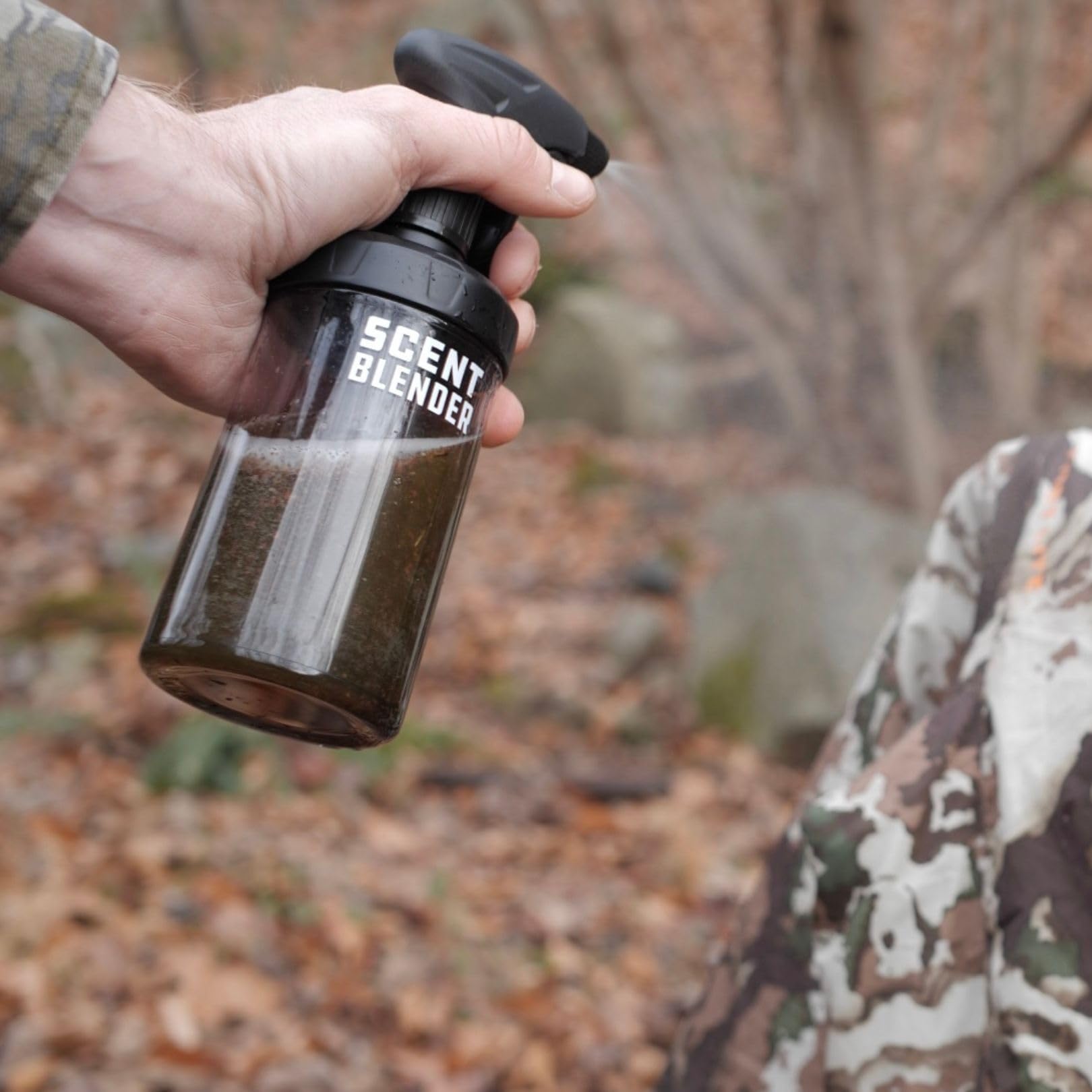 Best Deer Hunting Attractant Spray - Bear & Elk Scent Lure for Hunting & Trapping | Create Natural Cover Scents | Essential Hunting Gear for Outdoor Adventures