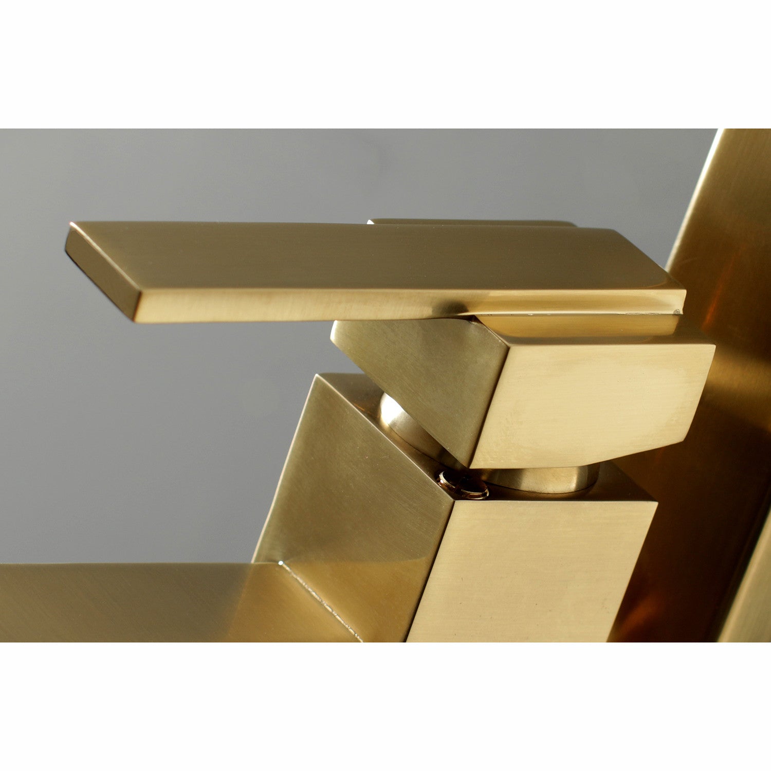 Premium Single Handle Freestanding Bathtub Faucet with Hand Shower - Modern 1 Hole Deck Mount Design for Luxury Bathrooms & Spa Retreats
