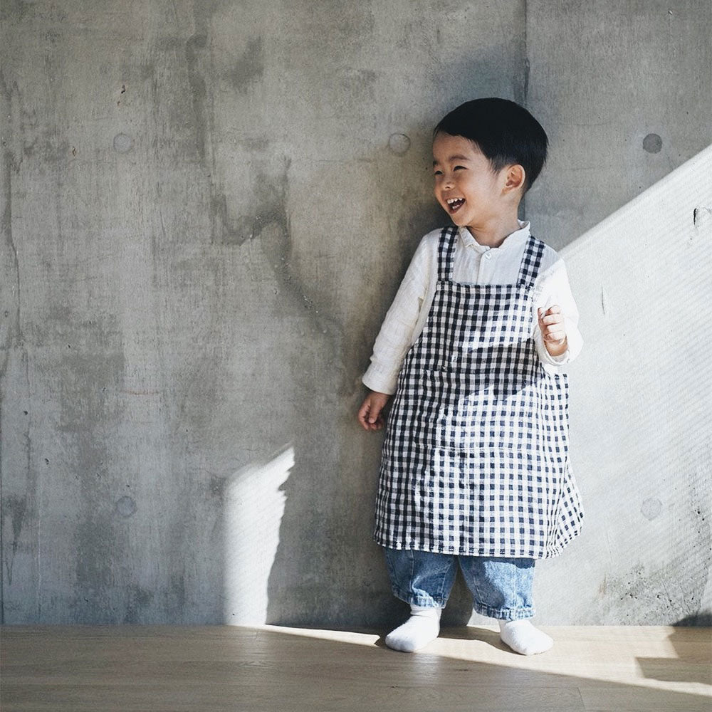Kids Apron Navy Check - Adjustable & Washable Cooking Apron for Children - Perfect for Baking, Cooking & Arts & Crafts Activities