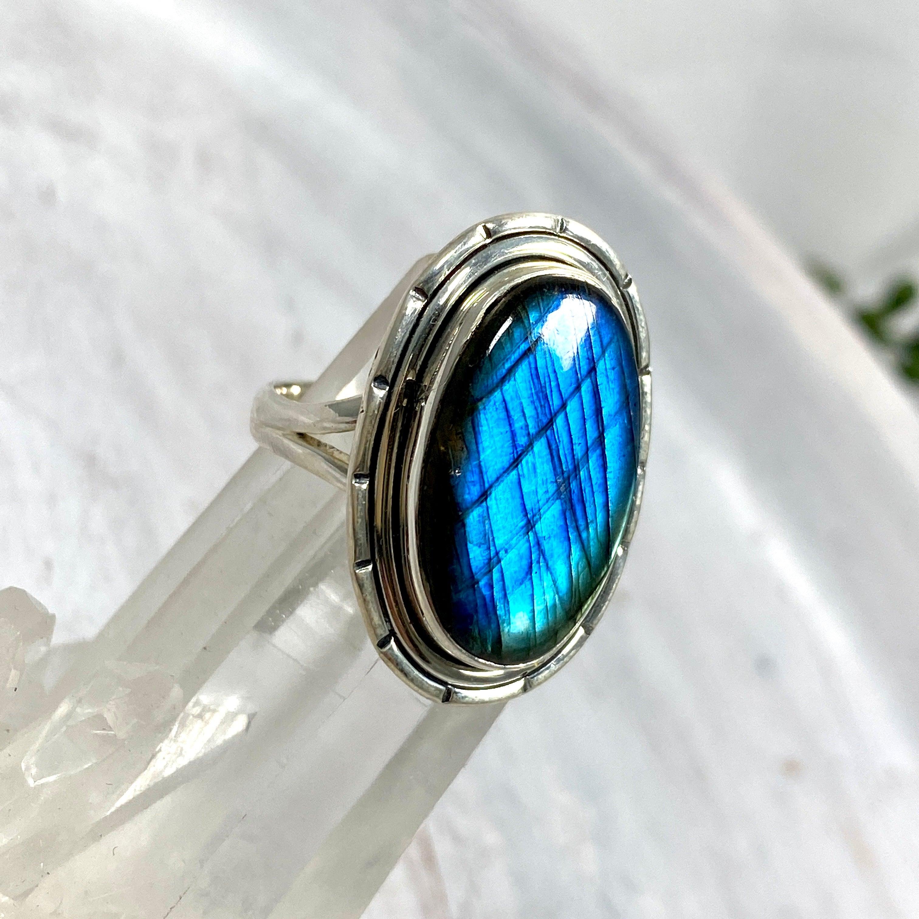 Labradorite Oval Filigree Ring - Size 8 - KRGJ2746 - Elegant Bohemian Jewelry for Women, Perfect for Weddings, Parties & Everyday Wear