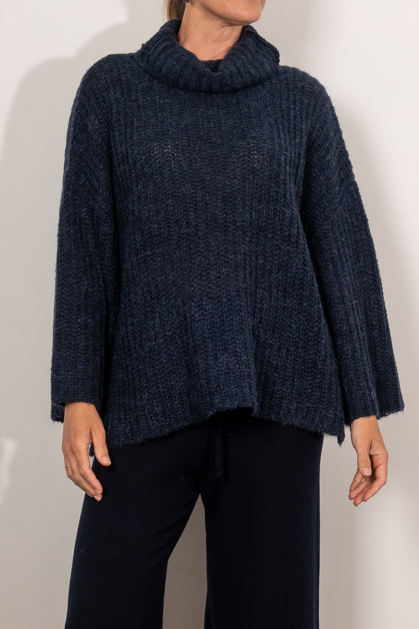 Talamaya Æther Rollneck Pullover - Soft Wool Sweater for Men & Women | Cozy Winter Knitwear for Office, Travel & Casual Outfits