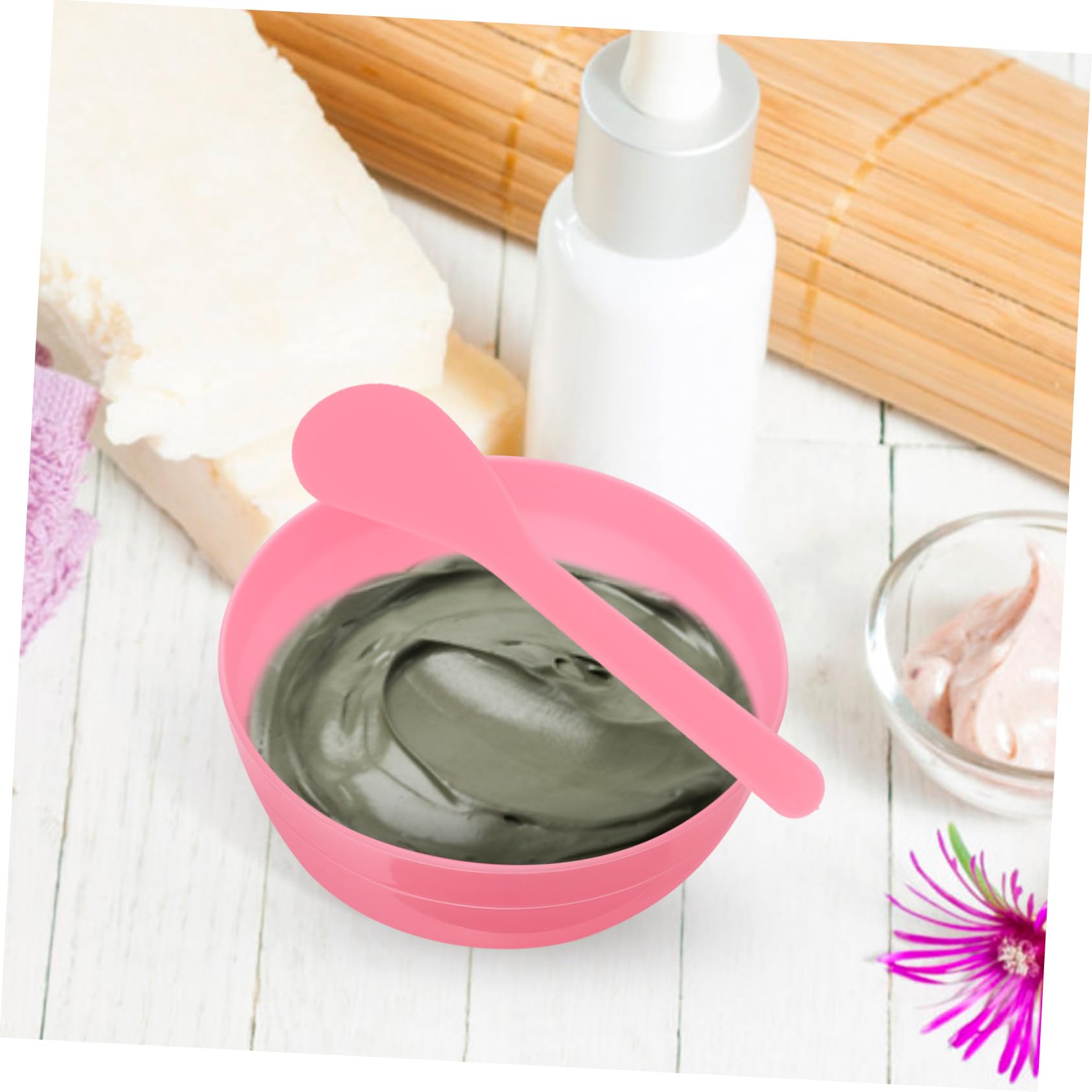 FOMIYES 18-Piece DIY Facial Mask Tool Kit with 9 Pink & 9 Green Mixing Bowls, Measuring Spoons & Spray Bottle for Skincare & Beauty Treatments - Perfect for At-Home Spa Days & Professional Salon Use