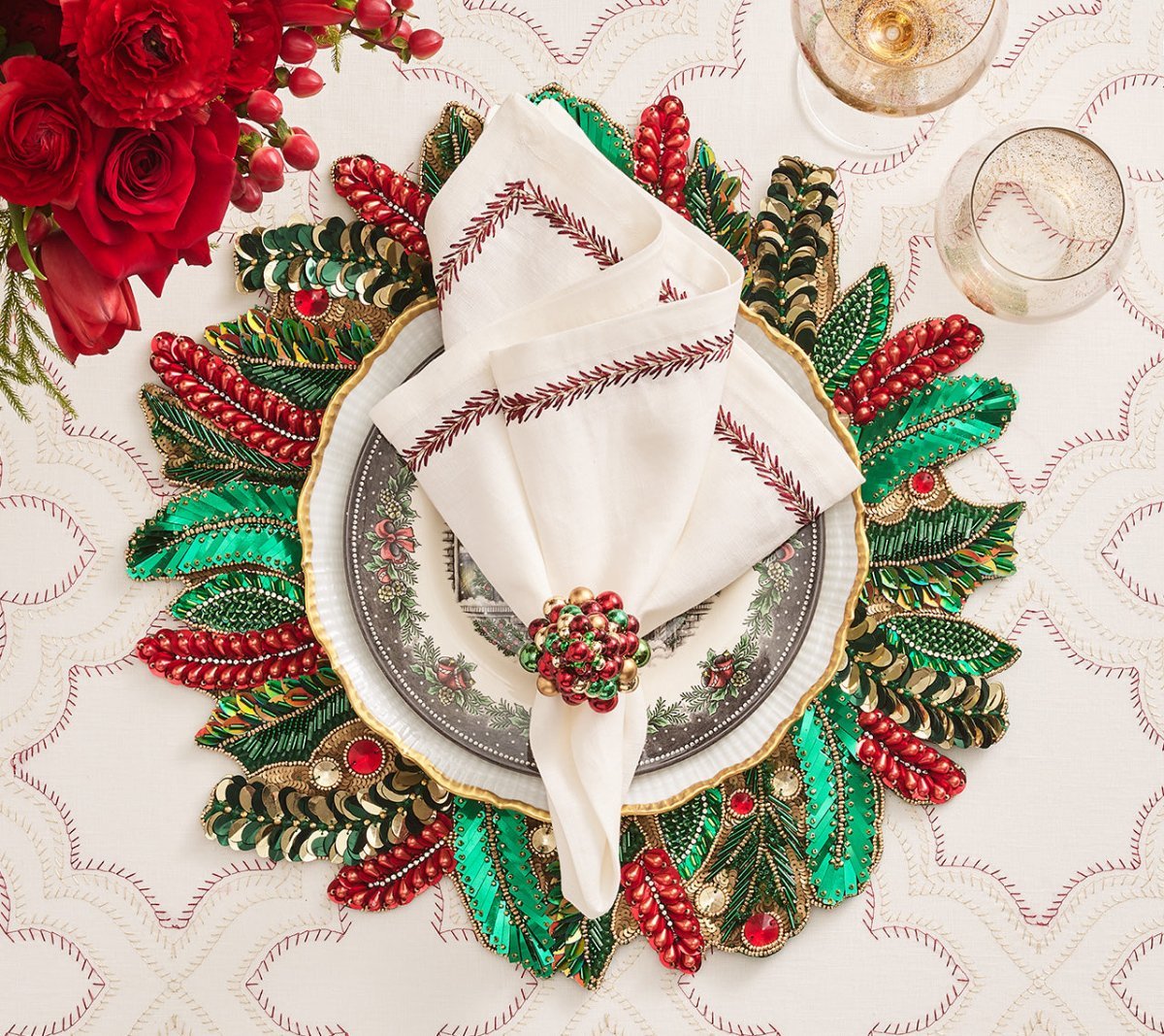 Premium Jardin Napkins Set of 4 - 100% Cotton Decorative Table Napkins for Dinner Parties, Weddings & Home Decor - Elegant Embroidered Design for Formal Dining & Special Occasions