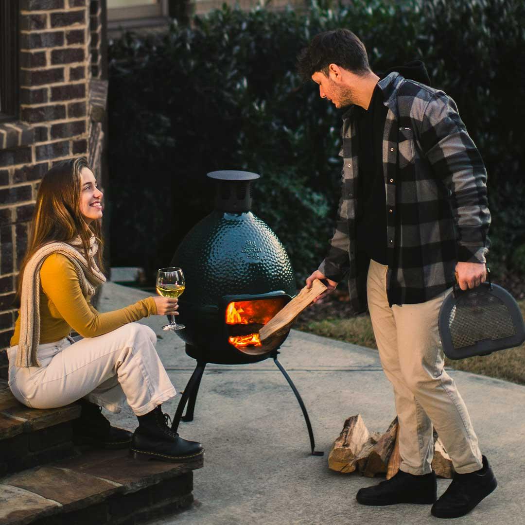 Big Green Egg Chiminea 131348 - Outdoor Wood Burning Fireplace for Patio, Garden & Backyard | Perfect for Camping, BBQ & Relaxing Evenings